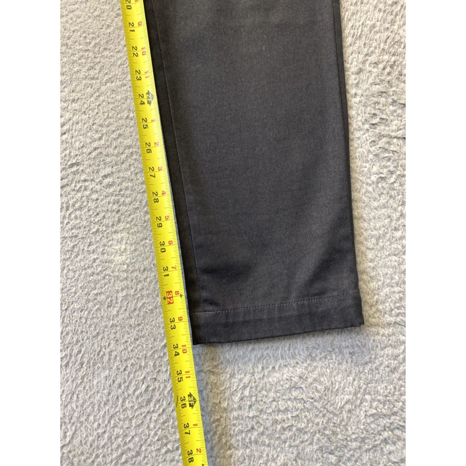 Banana Republic Banana Republic Chino Pants Men 33x34 Dark Gray Regular Fit Straight Leg /0652 Size US 33 - 4 Thumbnail