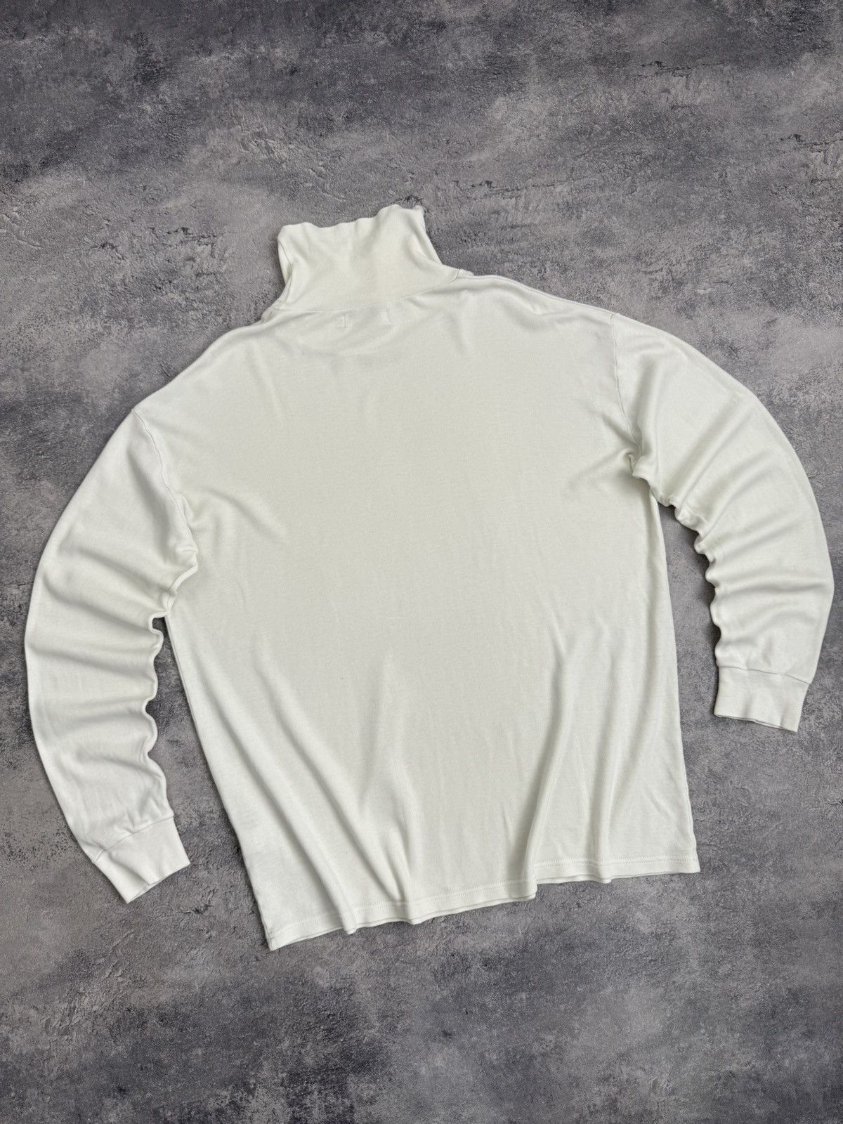 Sunspel Sunspel White Turtleneck Long Sleeve T-Shirt Tee Vintage Y2K Size US L / EU 52-54 / 3 - 17 Thumbnail
