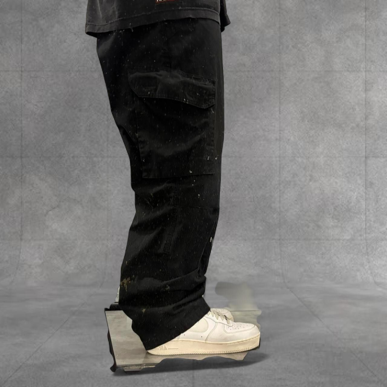 Vintage Crazy Vintage Y2K 2000s Baggy Paint Splatter Black Streetwear Grunge Cargo Pants! Size US 38 / EU 54 - 2 Thumbnail