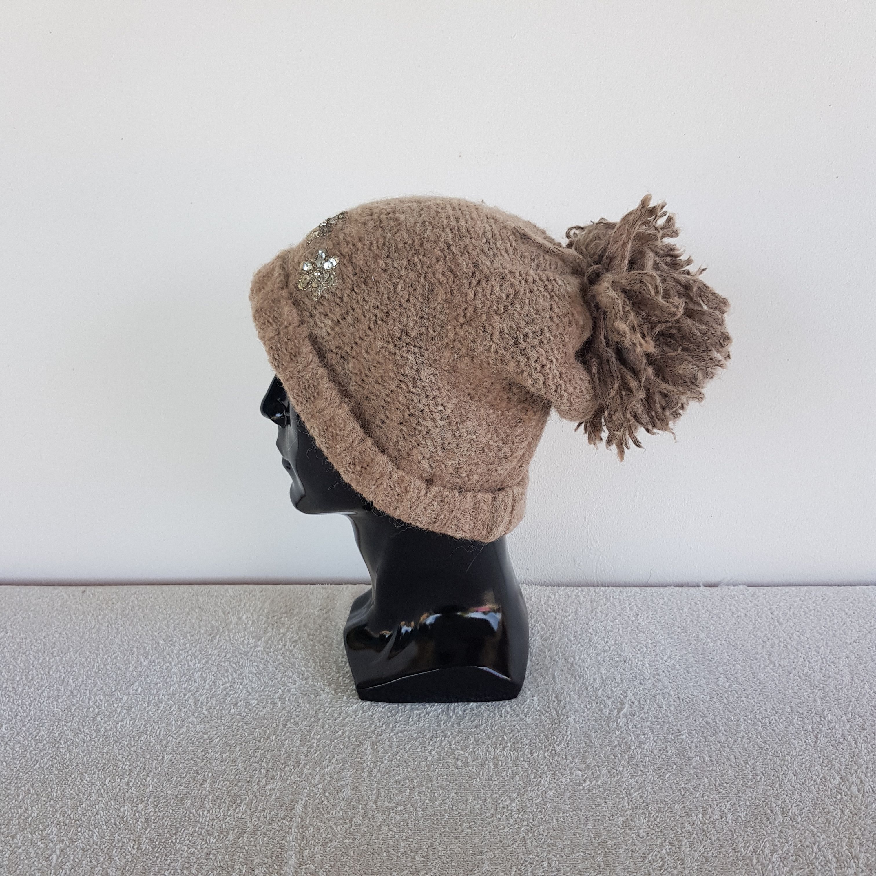 Japanese Brand Vintage Balcony Bed Beanie Knit Pom Pom Snow Caps Hats Size ONE SIZE - 4 Thumbnail