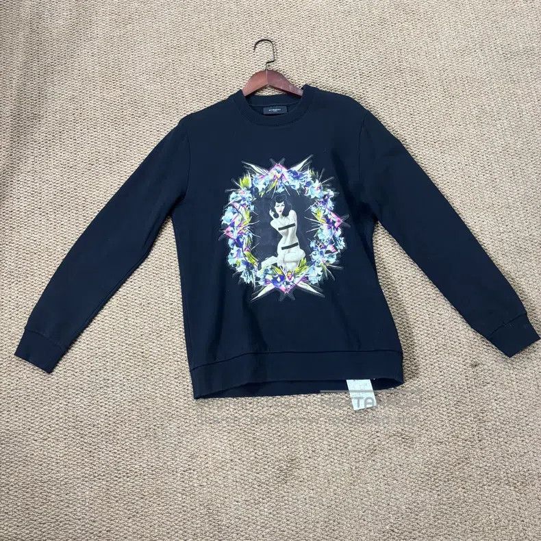 Givenchy Givenchy Hoodie Size US S / EU 44-46 / 1 - 1 Thumbnail