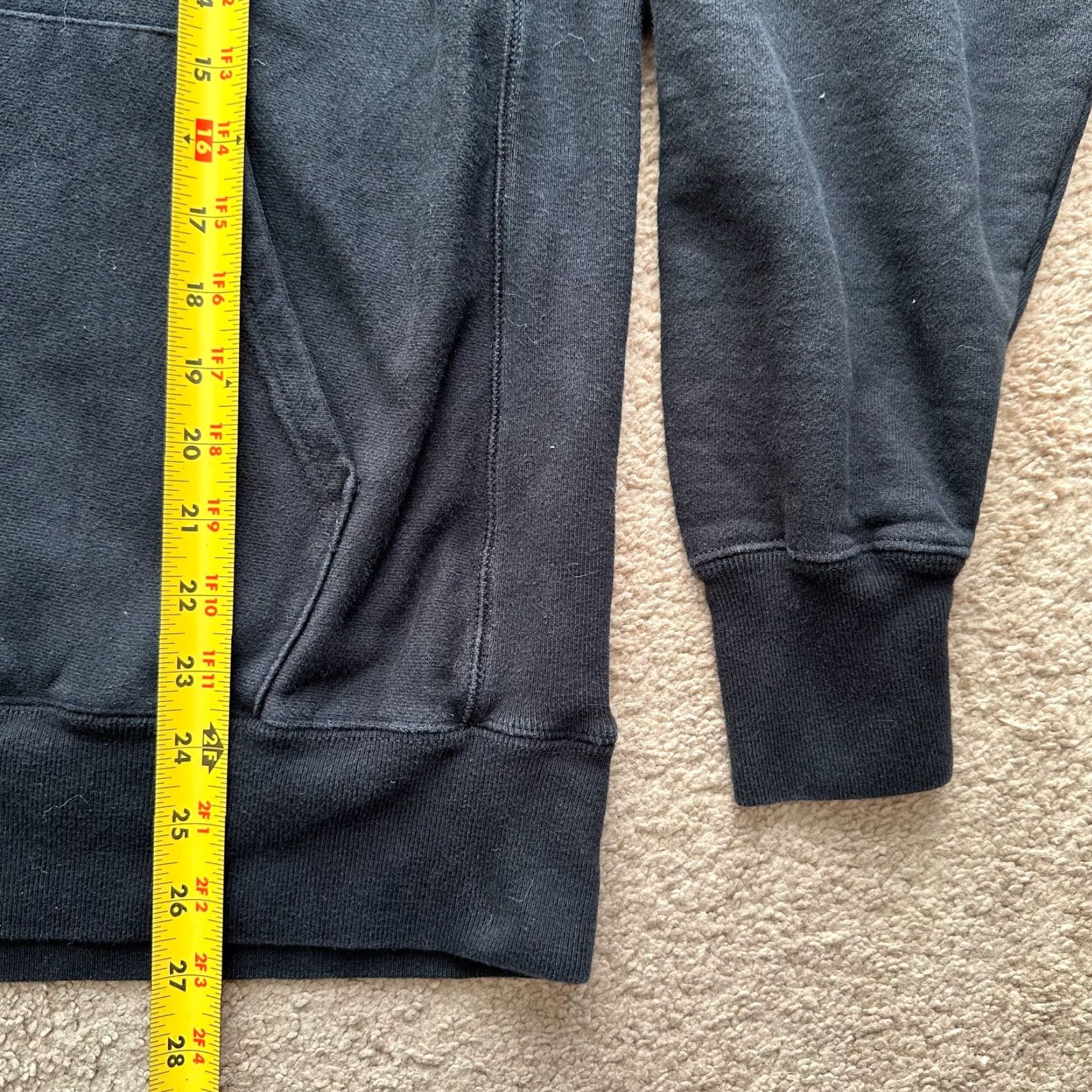 Champion VINTAGE? No. Size US L / EU 52-54 / 3 - 7 Thumbnail