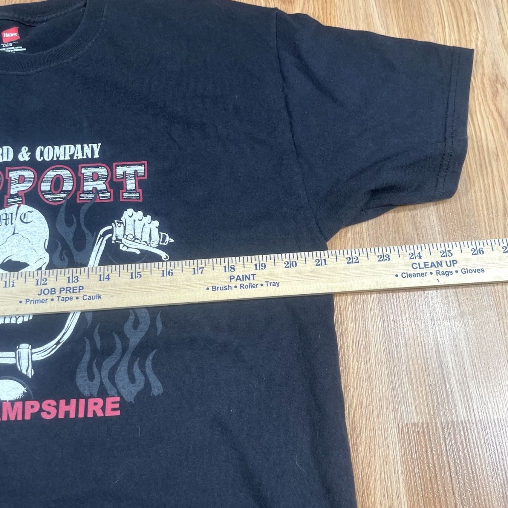Hanes Hanes Graphics T-Shirt Adults L Large Black Cotton Knit Logo Short Sleeve Crew Neck Unisex Regular Vintage No Size US L / EU 52-54 / 3 - 6 Thumbnail