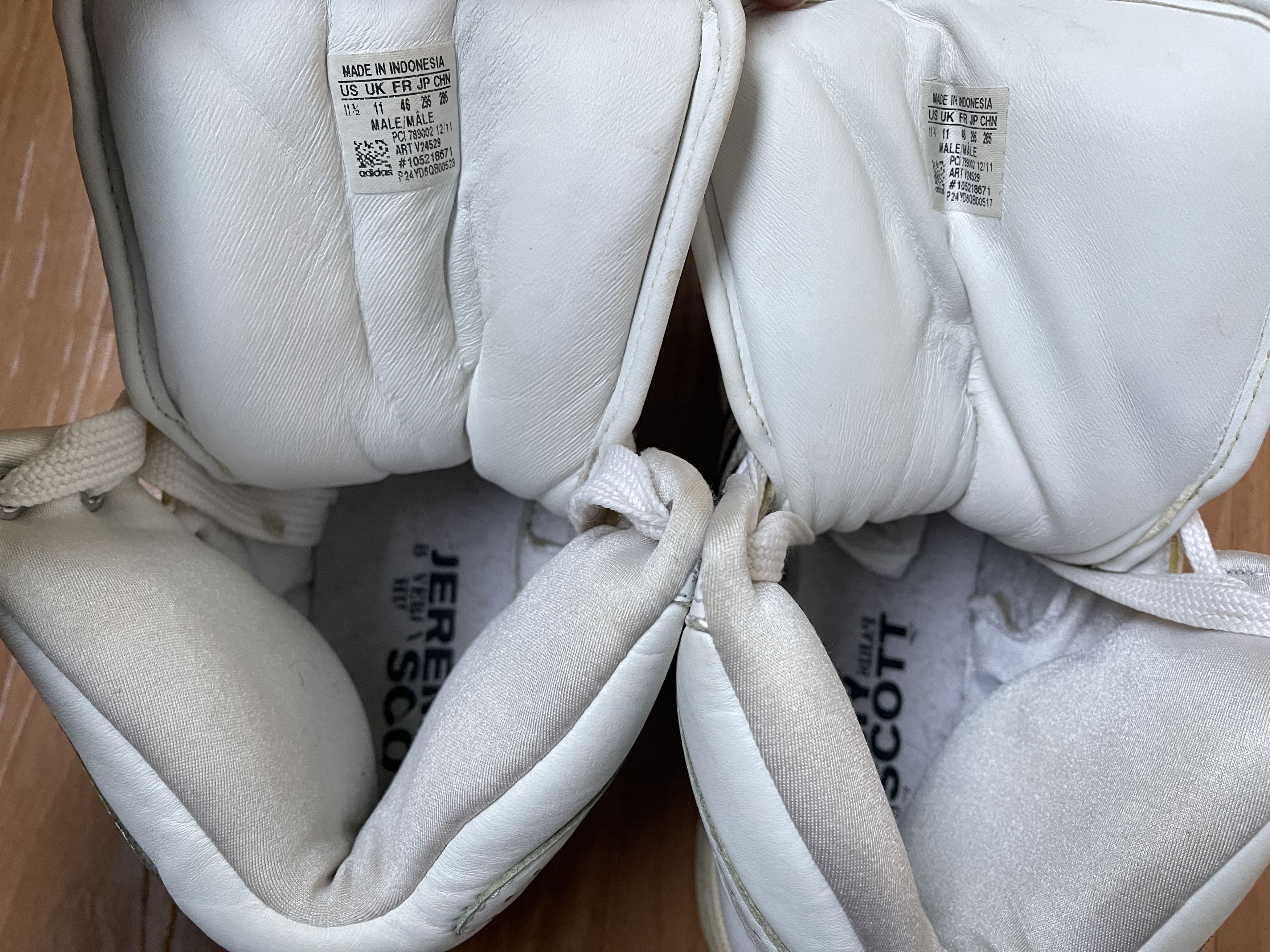 Adidas × Jeremy Scott Adidas sneakers, Jeremy Scott Instinct, Hi Top shoes, V24529 Size US 11.5 / EU 44-45 - 19 Thumbnail
