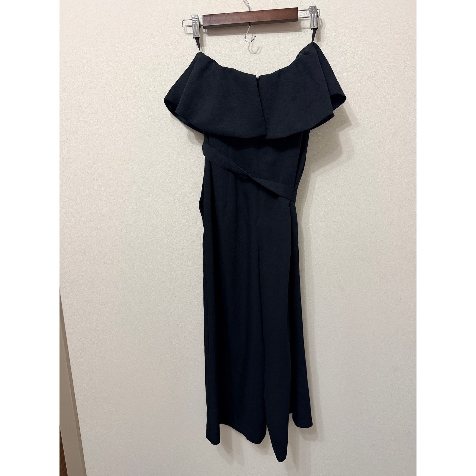 Aritzia NWOT Aritzia Babaton Flutter Strapless Jumpsuit Sz 2 Size 26" / US 2 / IT 38 - 2 Thumbnail