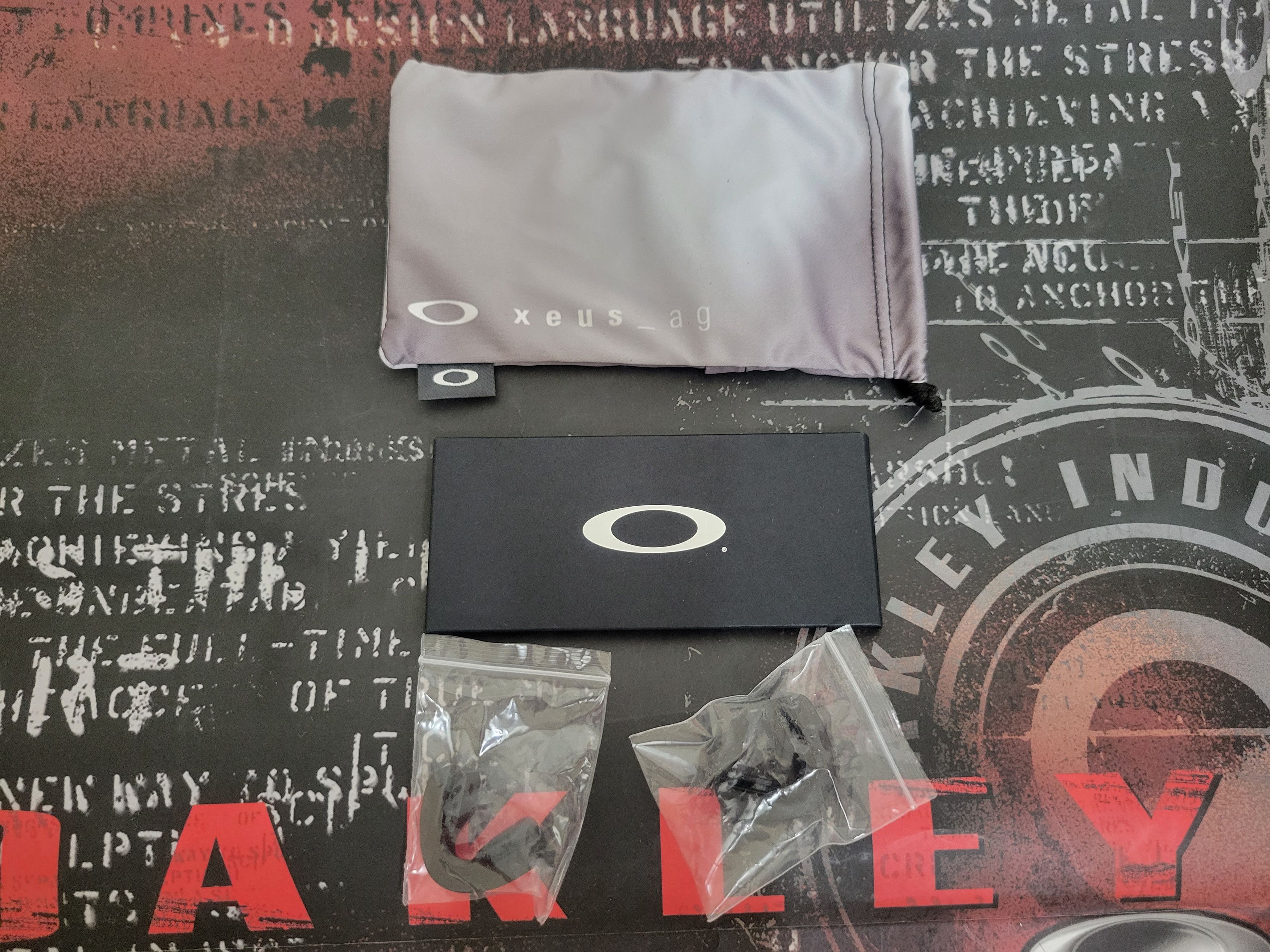 Oakley Rare Oakley Xeus AG Sunglasses X Silver Prizm Chrome Iridium Size ONE SIZE - 11 Thumbnail