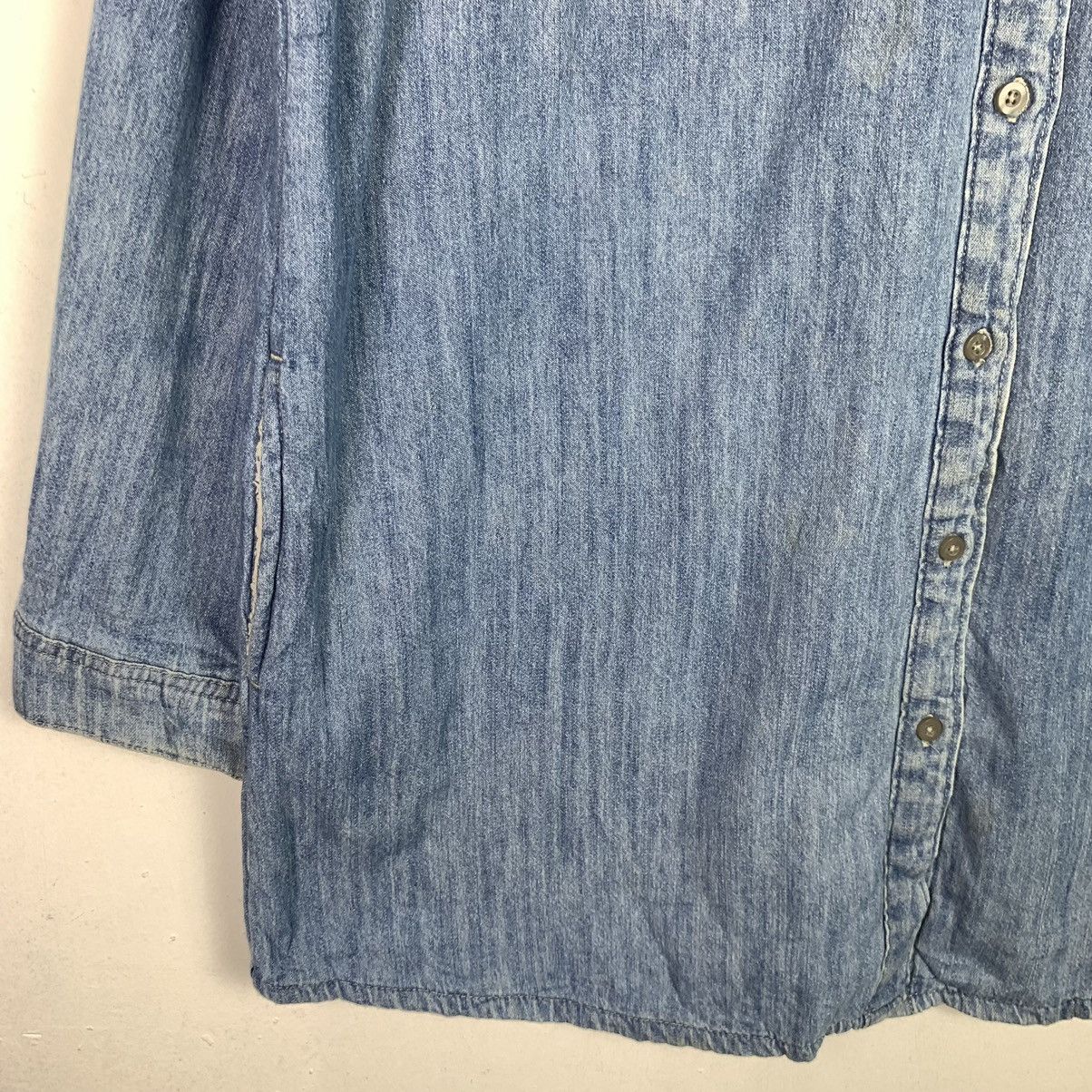 Japanese Brand Vintage Japanese brand Denim Buttop up shirt Size US XL / EU 56 / 4 - 7 Thumbnail