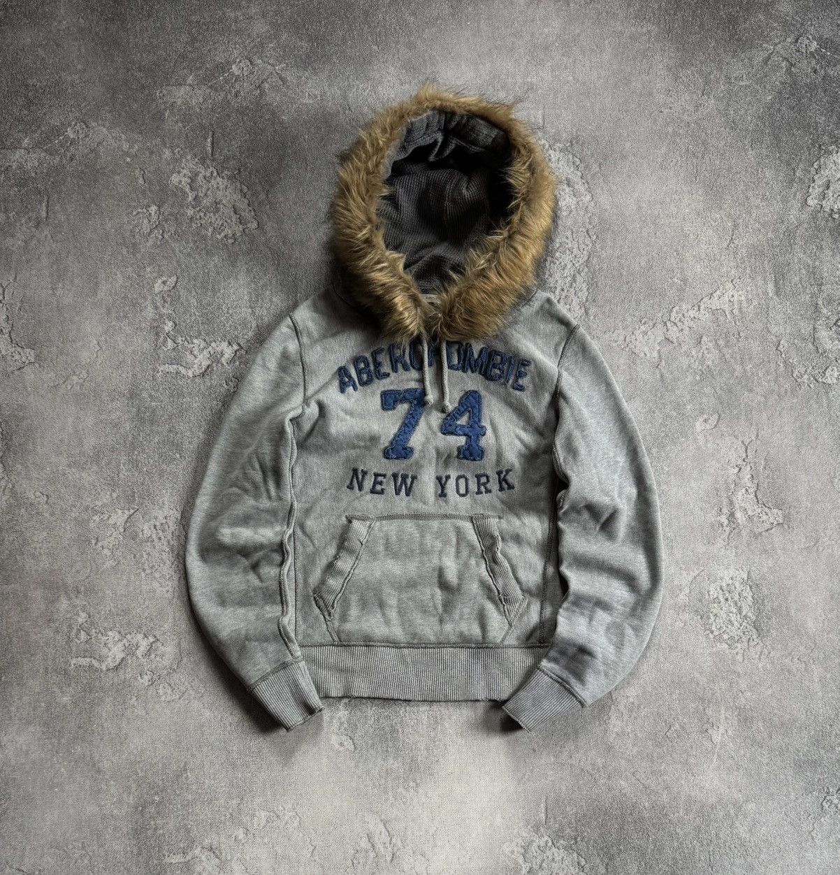 Abercrombie & Fitch Abercrombie & Fitch Y2K Fur Faux hoodie if six was nine LGB Size S / US 4 / IT 40 - 1 Thumbnail