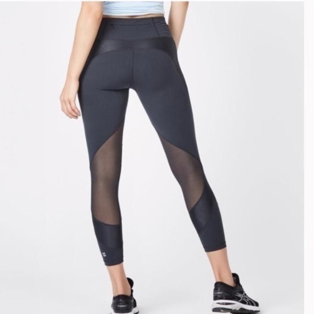 Designer Sweaty Betty leggings - used Size 26" / US 2 / IT 38 - 2 Thumbnail