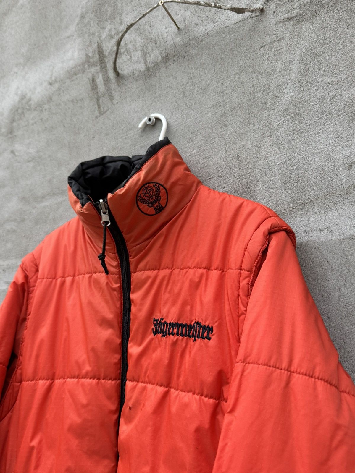 Jagermeister Vintage Jagermeister Puffer Jacket Reversible Transformable Size US M / EU 48-50 / 2 - 9 Thumbnail