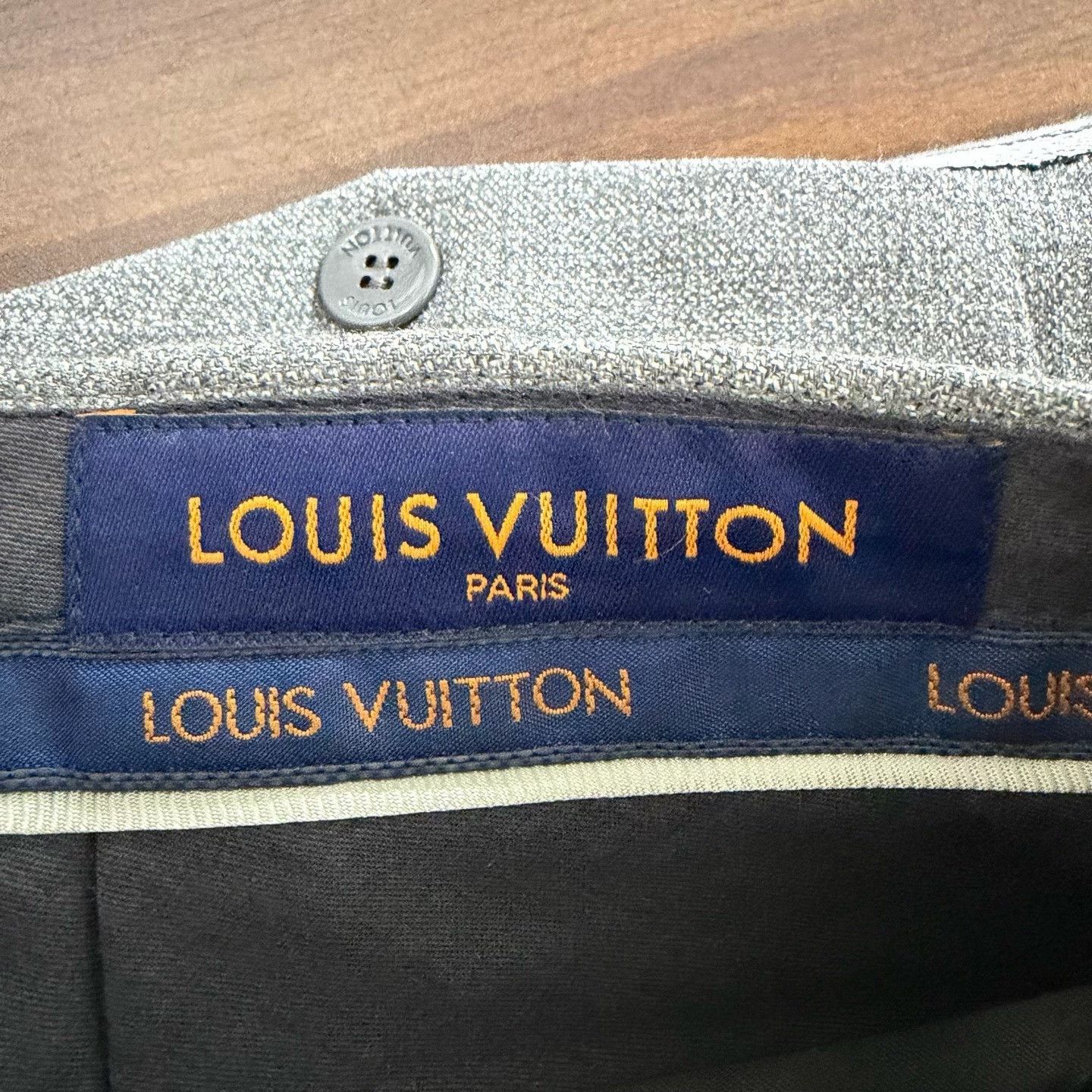 Louis Vuitton LV Gray Graffiti Embroidered Casual Shorts Size US 38 / EU 54 - 5 Thumbnail