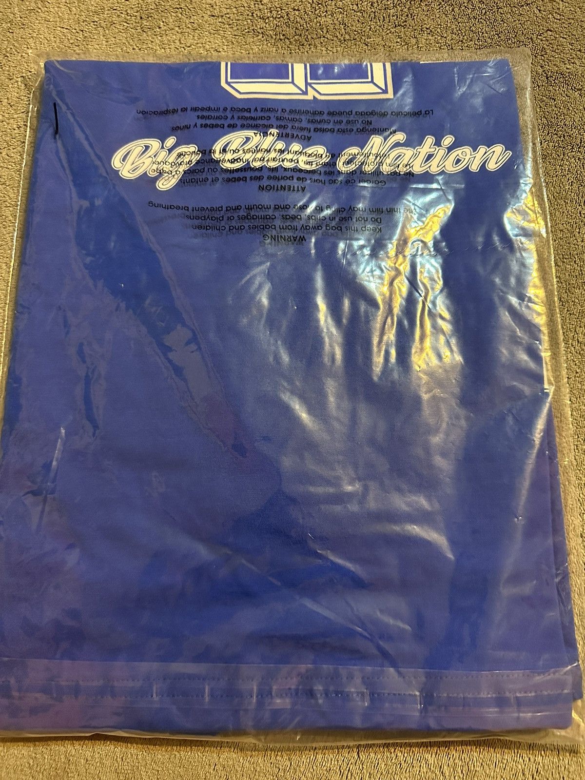 NCAA × October's Very Own OVO x NCAA KENTUCKY WILDCATS T-SHIRT TEE brand new with tags Size US M / EU 48-50 / 2 - 3 Thumbnail