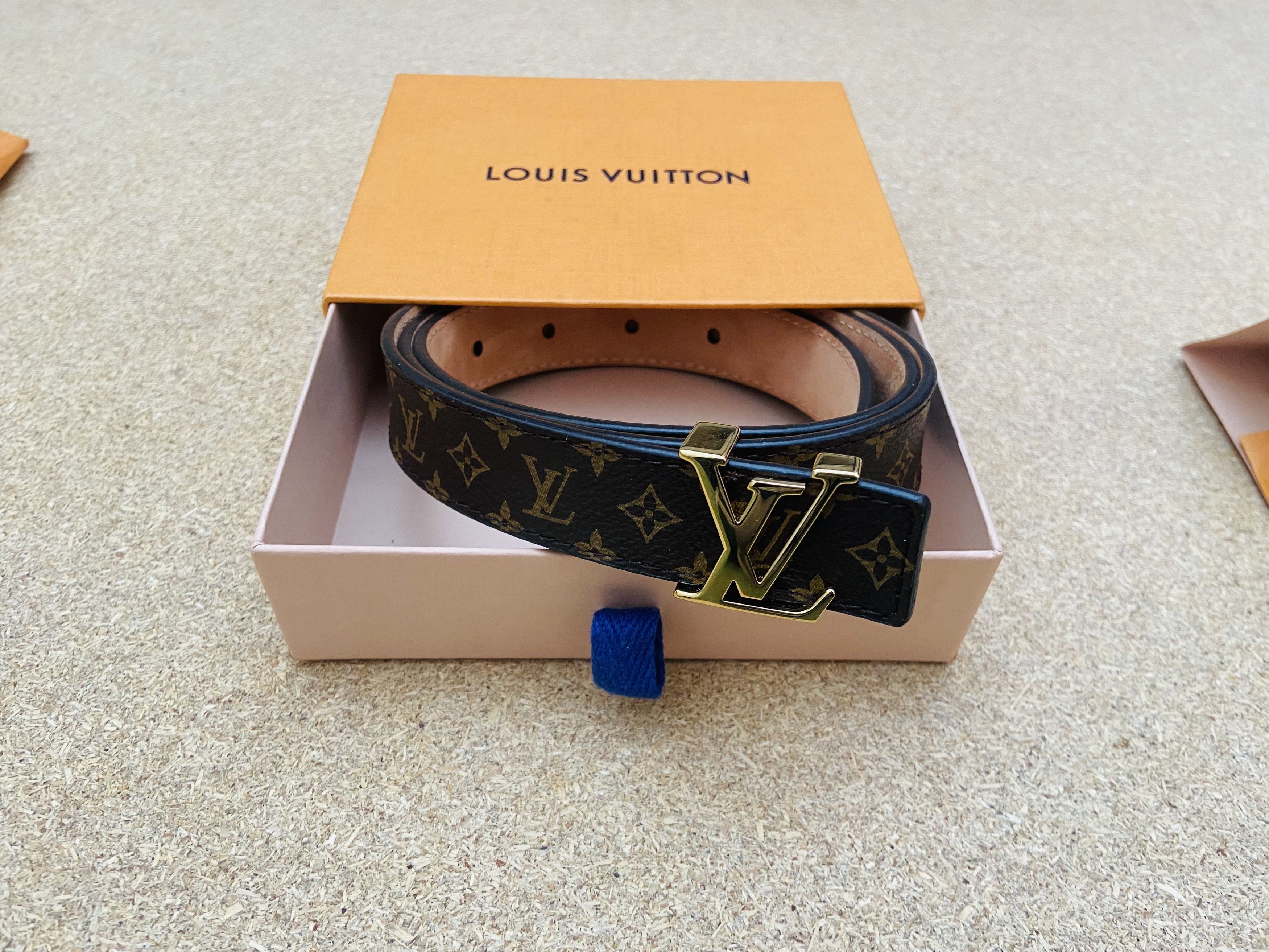 Louis Vuitton Louis Vuitton initials women’s Belt Size ONE SIZE - 1 Thumbnail