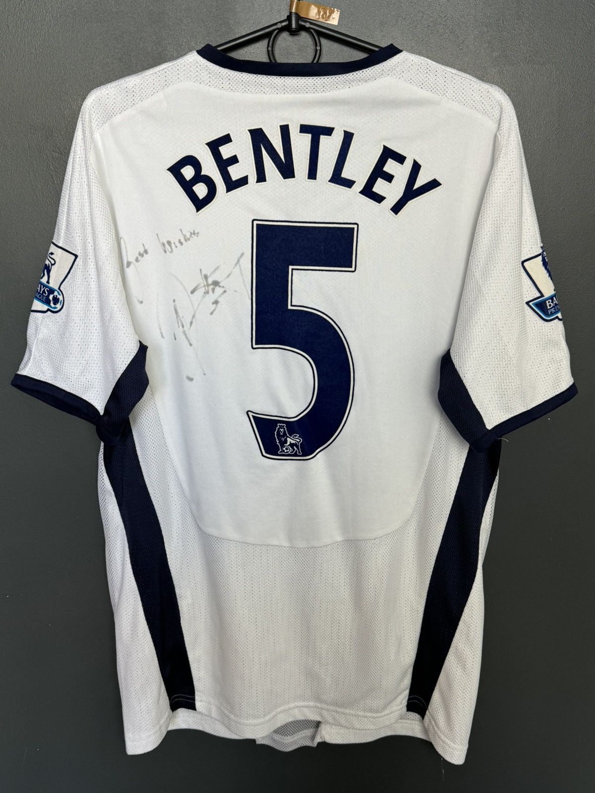 Puma Tottenham Hotspur 08/09 Home Bentley Signed Football Jersey Size US M / EU 48-50 / 2 - 1 Thumbnail