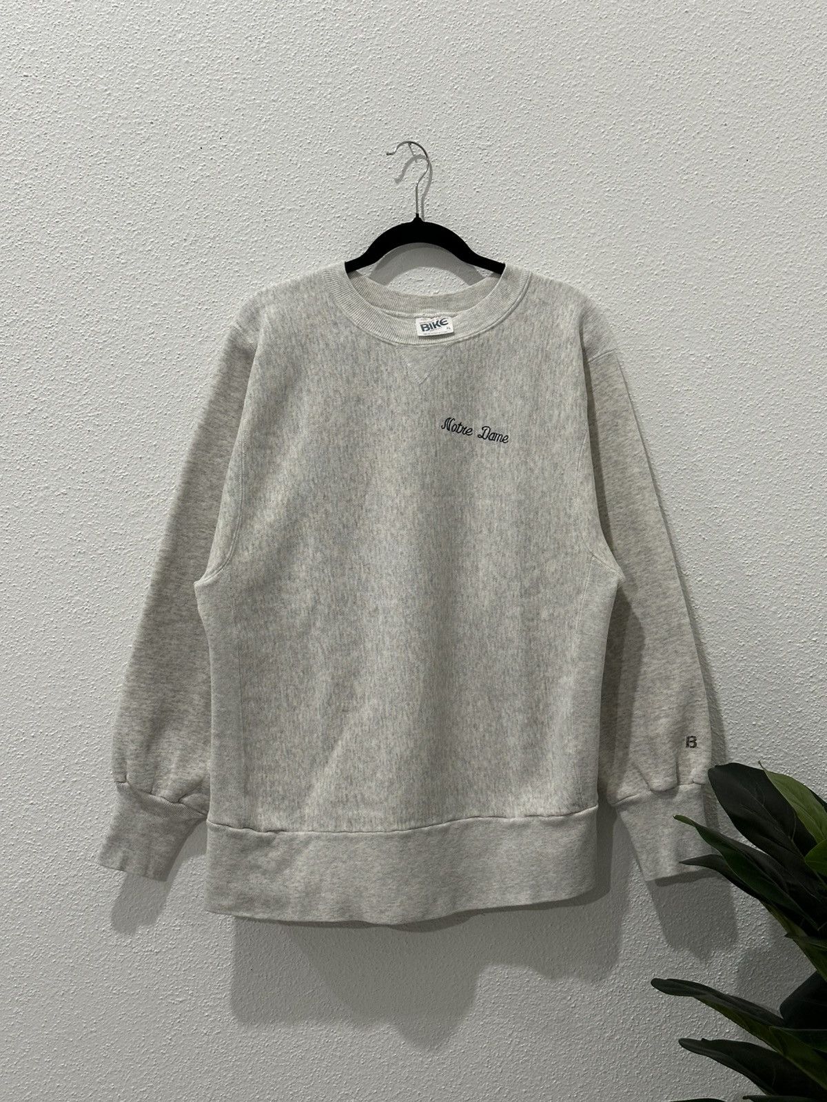 BKE Vintage 80s Notre Dame Cursive Embroidered Heavyweight XL Size US XL / EU 56 / 4 - 2 Thumbnail