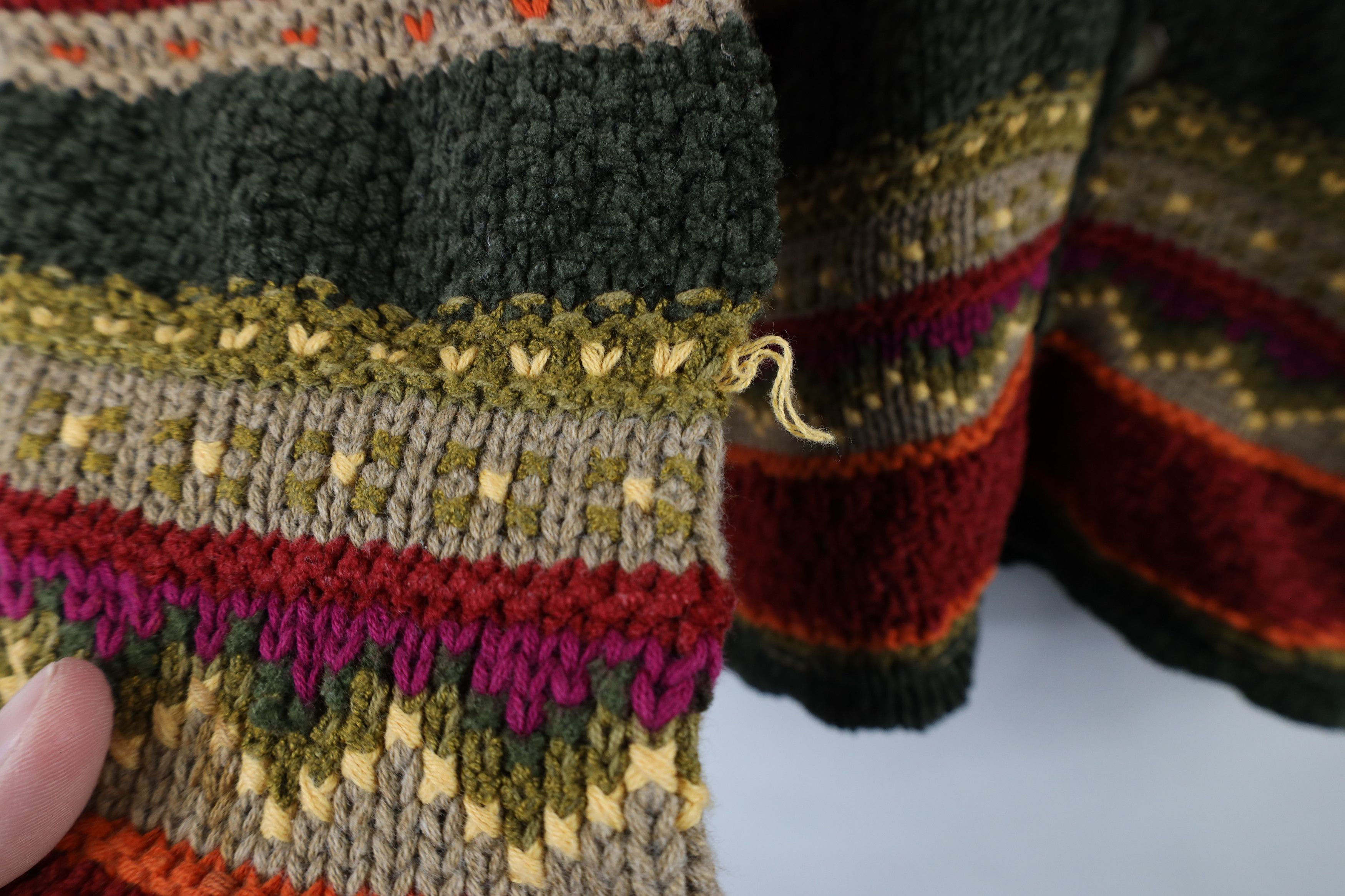 Vintage Vintage 90s Streetwear Fair Isle Knit Cardigan Sweater Size S / US 4 / IT 40 - 5 Thumbnail