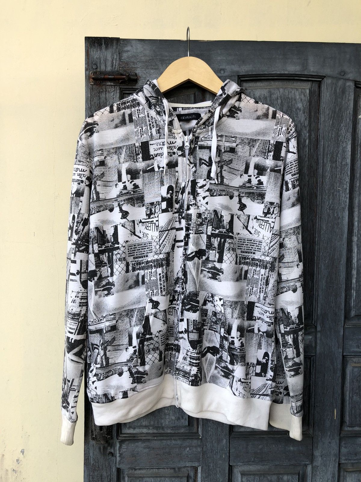 Japanese Brand Ab-Tech Dope Skater Hoodie All Over Print Skate Photography Size US XL / EU 56 / 4 - 1 Thumbnail