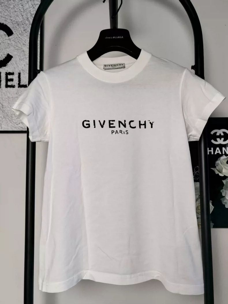 Givenchy Givenchy Distressed letter short sleeve Size US XS / EU 42 / 0 - 1 Thumbnail