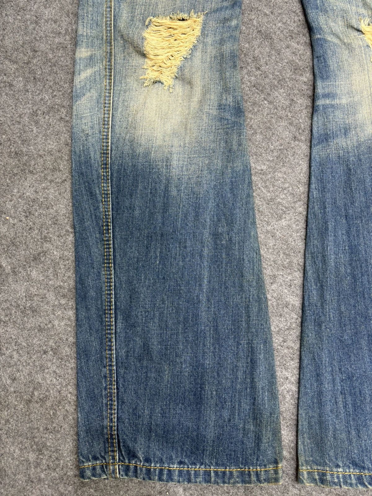 Japanese Brand 💥Japan Style Flare💥Hideaways Curve Distressed Denim F582 Size US 33 - 8 Thumbnail