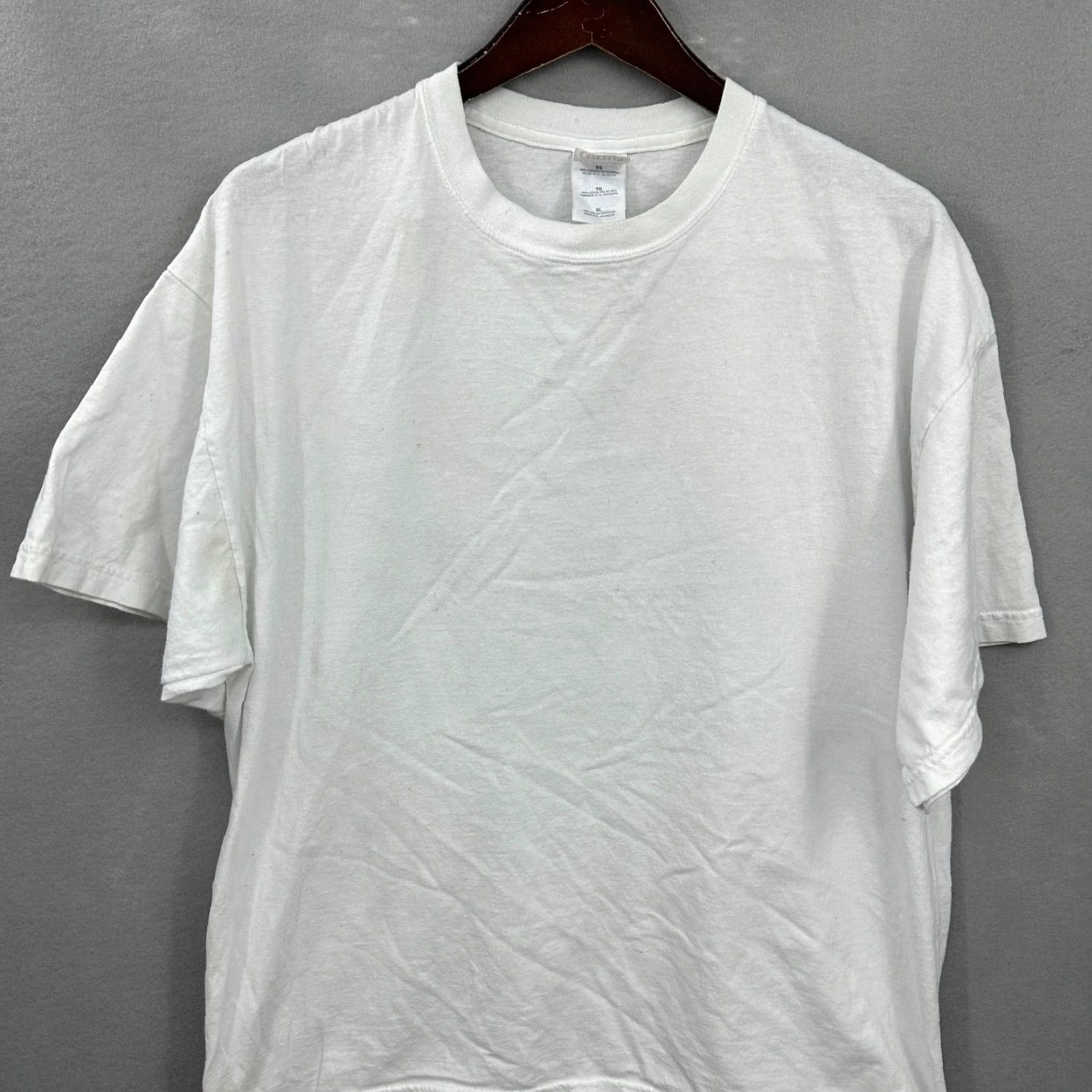 Gildan VINTAGE Nickelback 2002 Jim Beam Tour Tee Shirt L White Cotton Jersey Men T-Shirt 2002 Y2k Concert Music Shirt Nickelback Mens L White 2002 Tour Tee Size US L / EU 52-54 / 3 - 3 Thumbnail