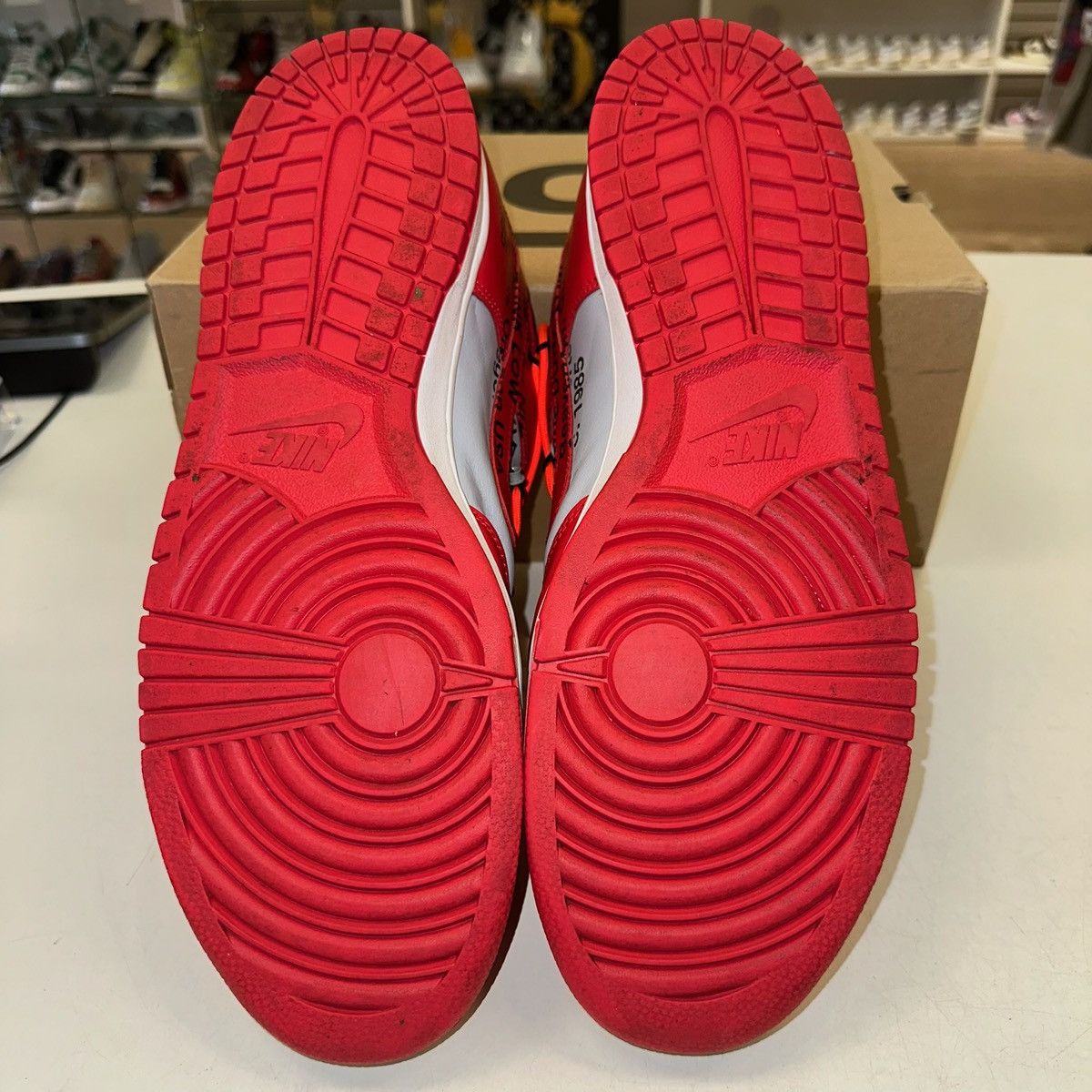 Nike Size 15 - Nike Dunk Low x OFF-WHITE University Red 2019 Size US 15 / EU 48 - 5 Thumbnail