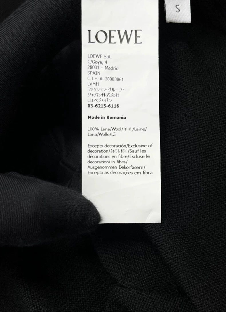 Loewe LOEWE Wool knit embroidered logo sweater coat Size US S / EU 44-46 / 1 - 3 Thumbnail