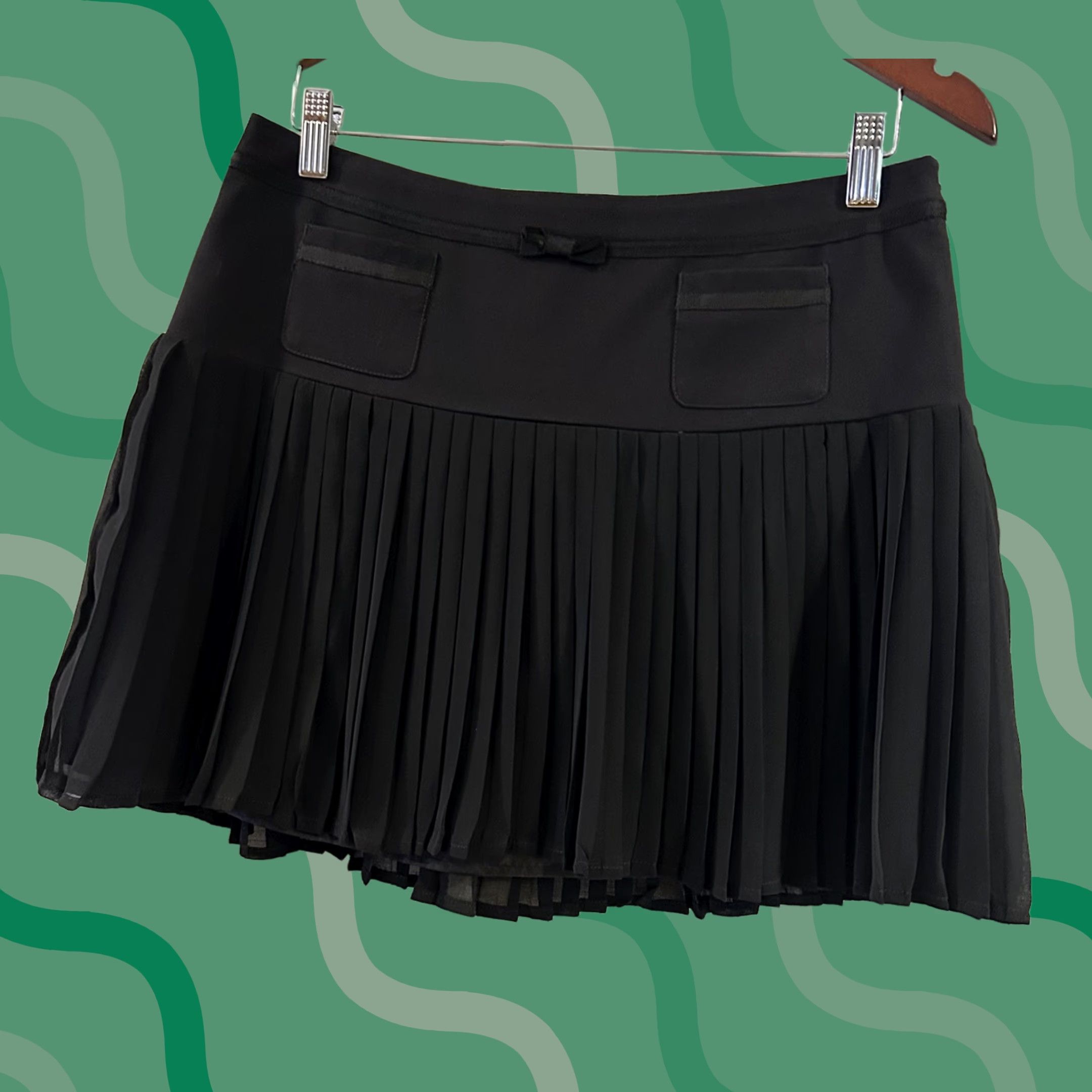 Jessica Simpson Jessica Simpson Mini Skirt Skirt Women 7/8 Black Pleated Zipper Vintage No Size 7/8 Casual Retro Preppy T-35 Size 28" / US 6 / IT 42 - 1 Thumbnail