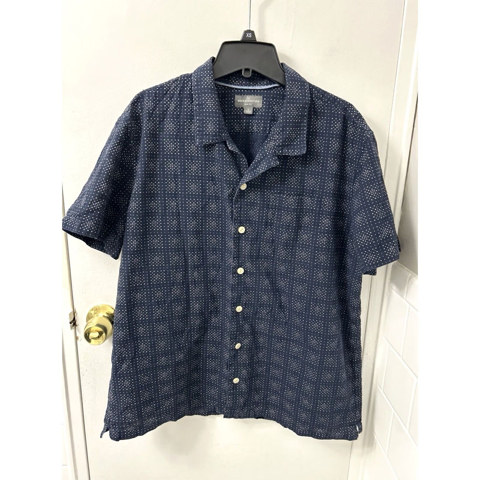 Vintage LL Bean Shirt Mens L Navy Blue Geometric Slim Fit Button-Down Short Sleeve Casual City Classic Size US L / EU 52-54 / 3 - 2 Thumbnail