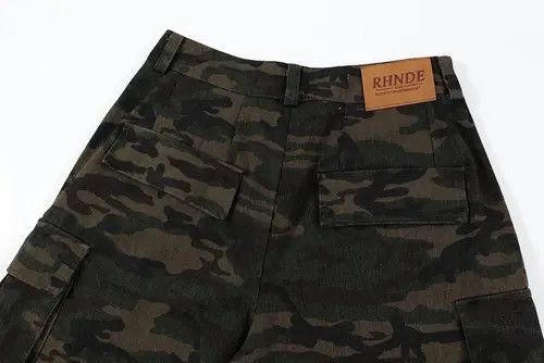 Jean Men's oversize embroidered rose camouflage denim shorts Size US 32 / EU 48 - 5 Thumbnail