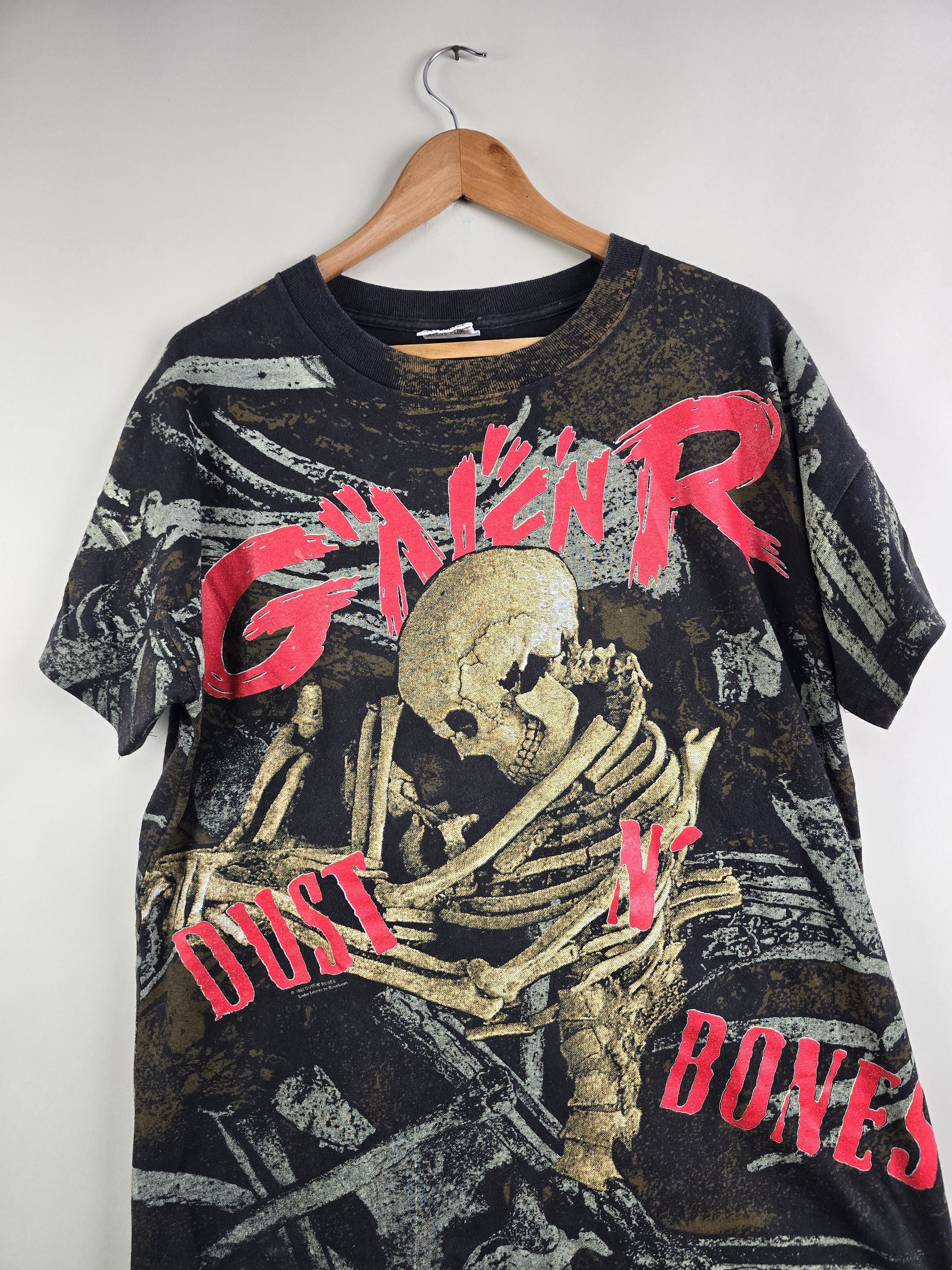 Band Tees × Guns N' Roses × Vintage 1992 Guns N Roses Dust N Bones AOP XL 23" 29" Size US XL / EU 56 / 4 - 2 Thumbnail