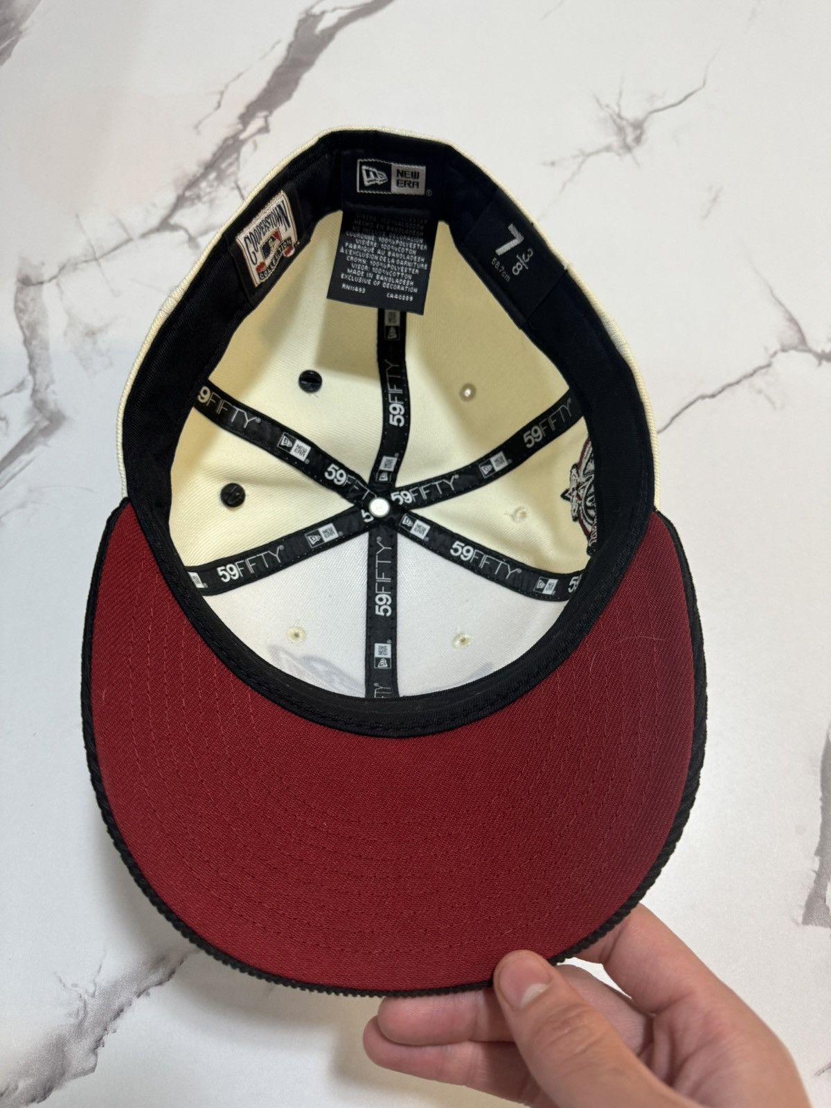 New Era Anaheim Angels 40th Season 2 Tone Corduroy Brim Size 7 3/8 Size ONE SIZE - 4 Thumbnail