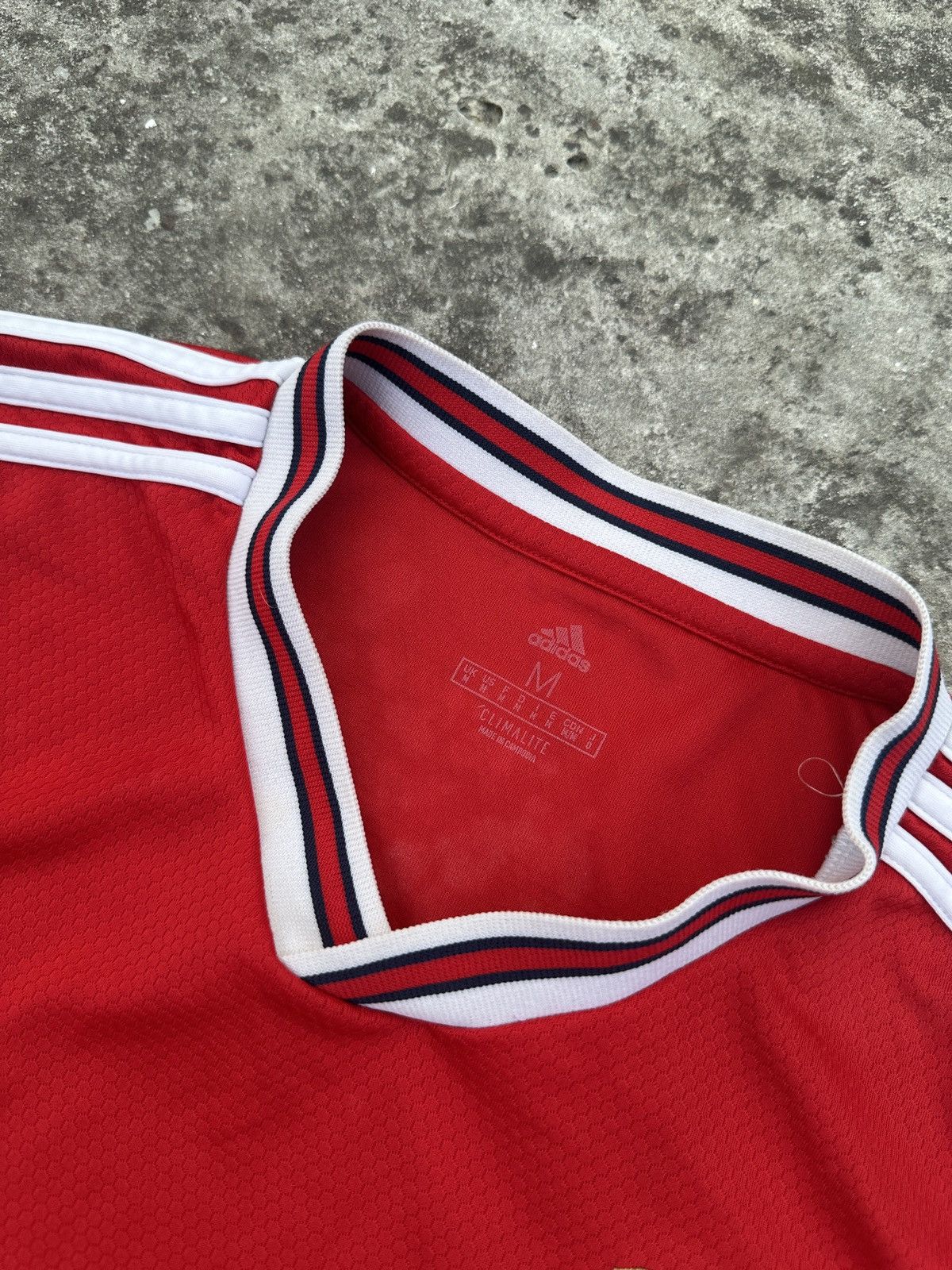 Adidas Adidas Arsenal Soccer Jersey Streetwear Rare 19/20 M Size US M / EU 48-50 / 2 - 3 Thumbnail