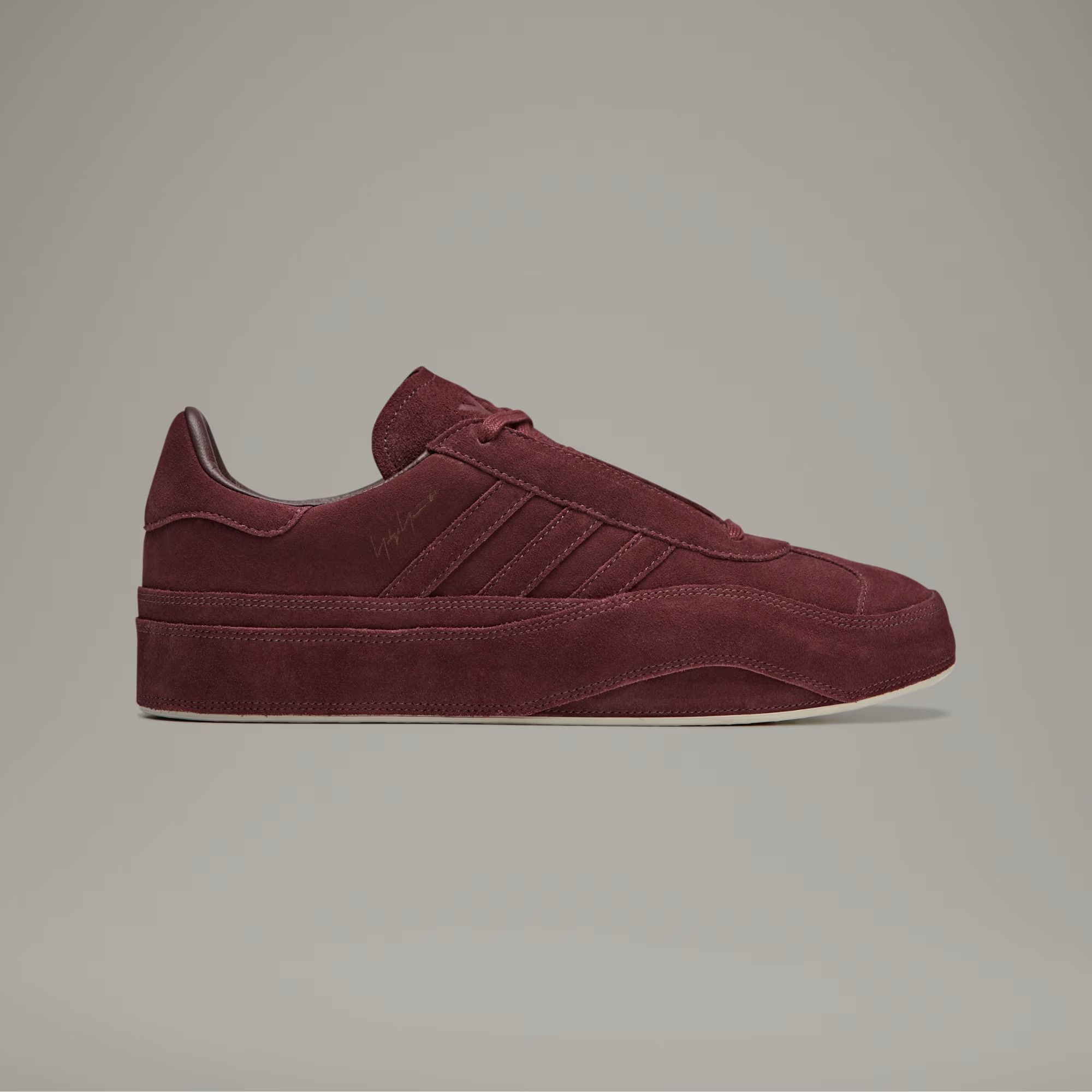 Adidas o1mle0725 Low-Top Sneakers in Burgundy Size US 7.5 / EU 40-41 - 1 Thumbnail
