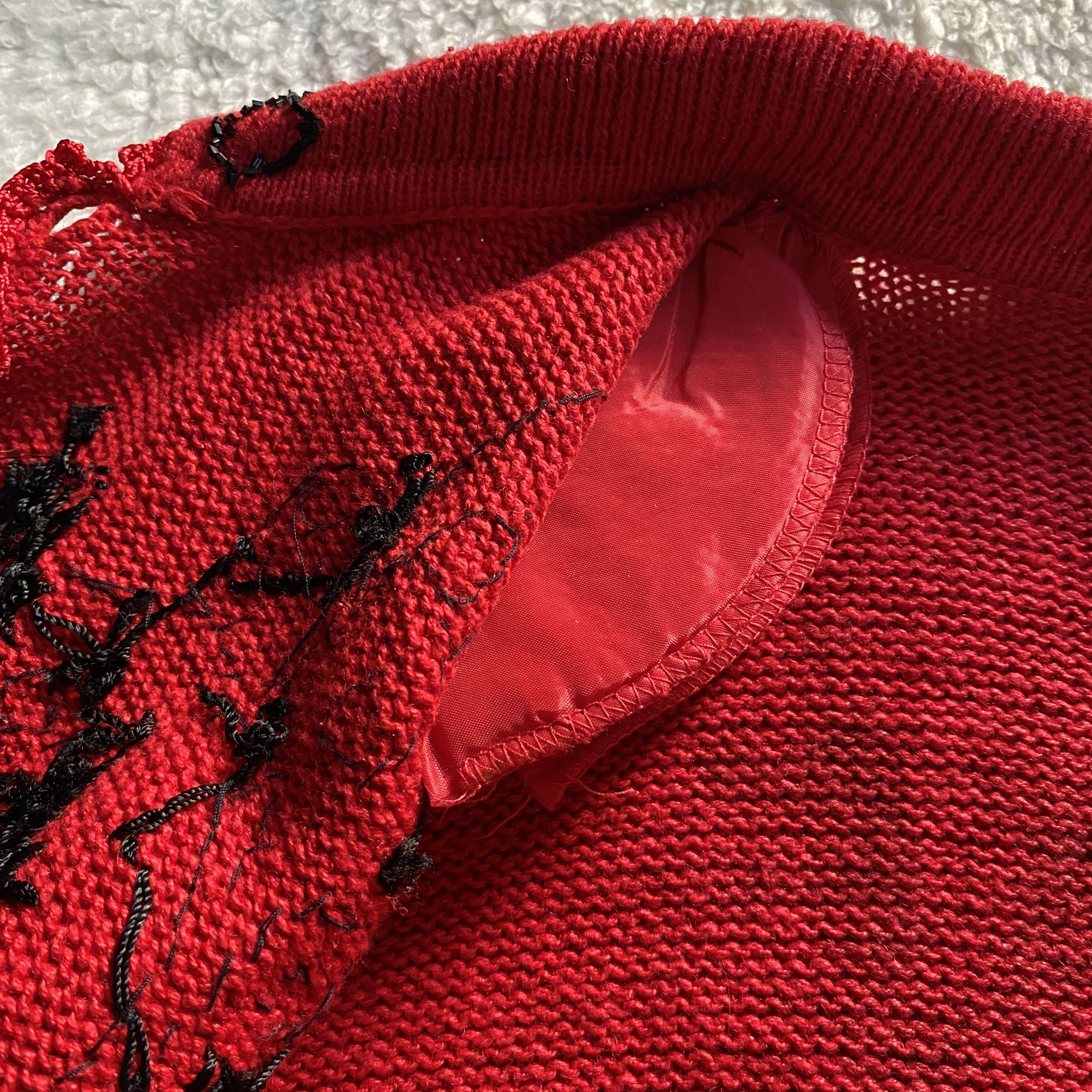 Other Vintage Jaclyn Smith Red Beaded Sweater Size S / US 4 / IT 40 - 11 Thumbnail