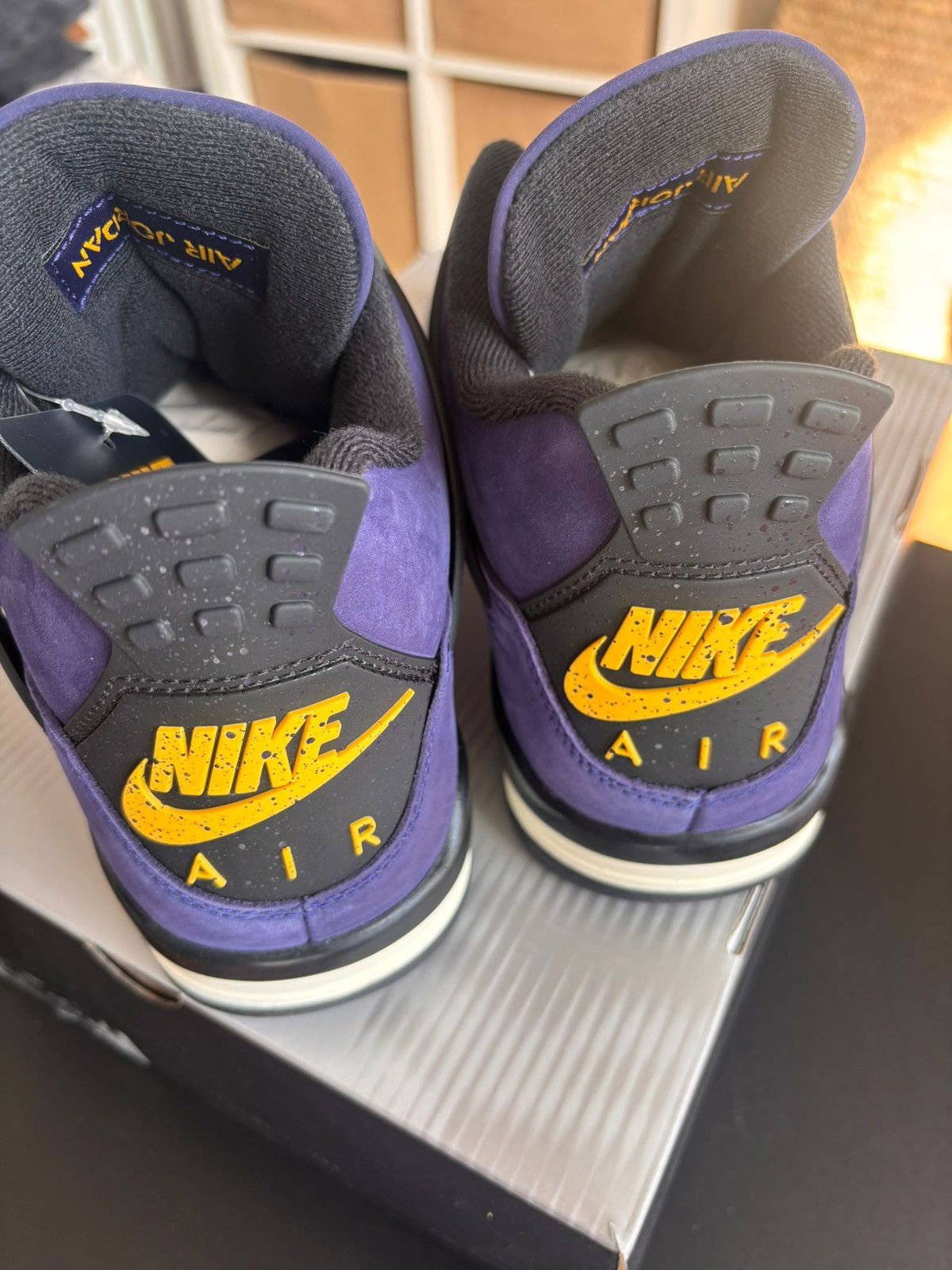 Jordan Brand Air Jordan Retro 4 Lakers Size US 10 / EU 43 - 7 Thumbnail