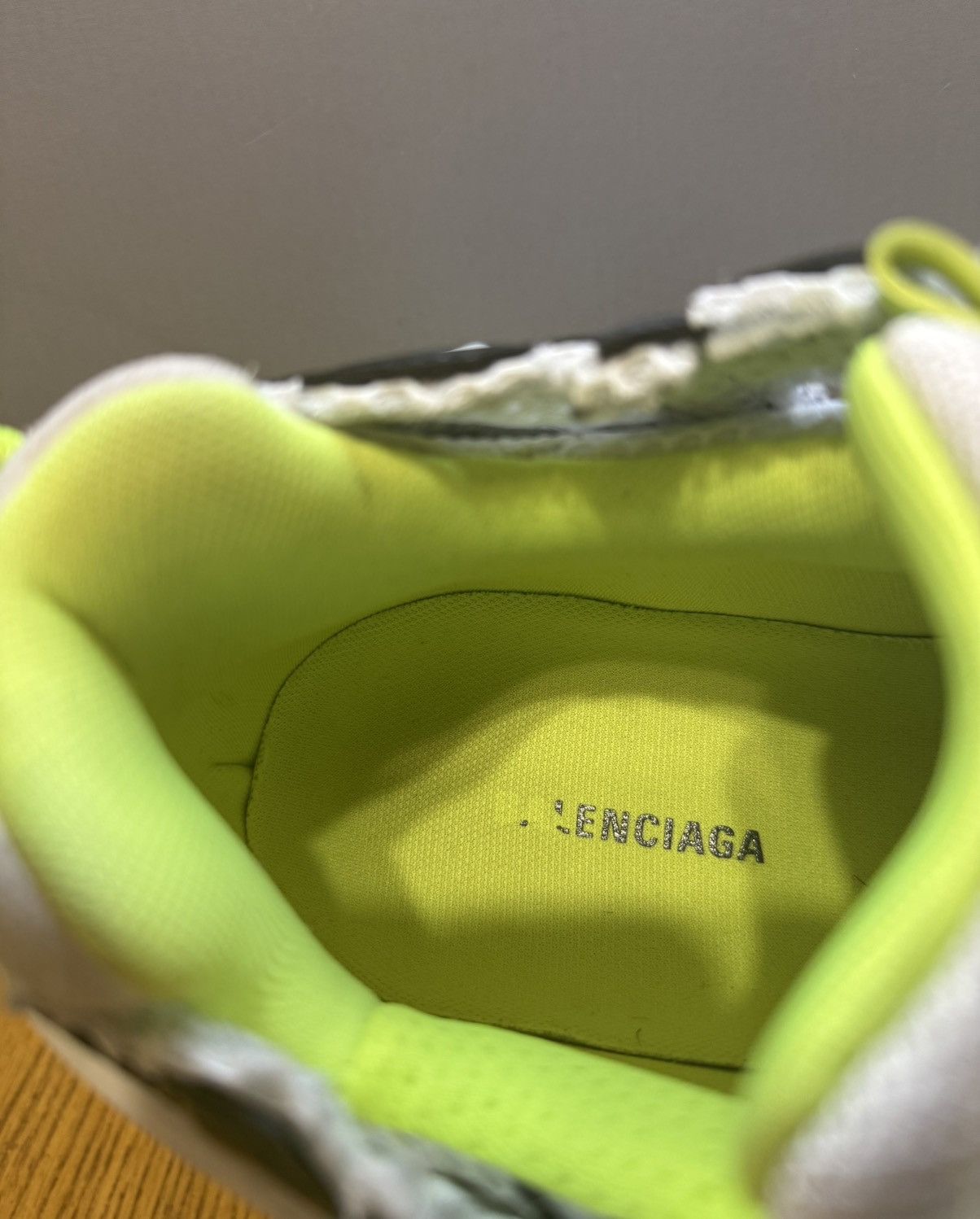Balenciaga Balenciaga Runner Sneaker (White/Black/Fluo Yellow) Size US 12 / EU 45 - 8 Thumbnail