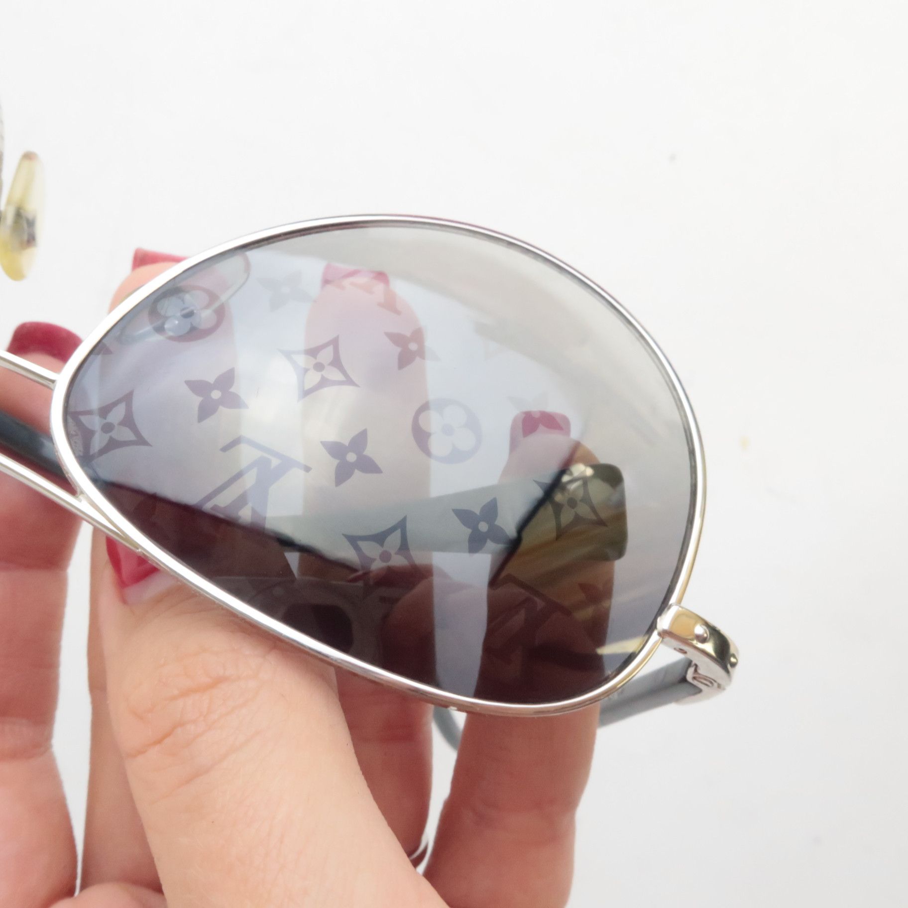 Louis Vuitton Louis Vuitton Silvertone Monogram Conspiration Pilote Size ONE SIZE - 9 Thumbnail