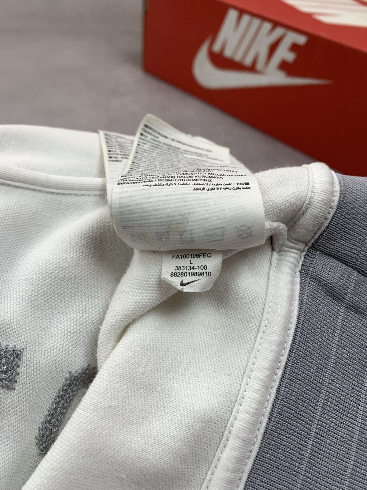 Nike Nike Sportswear Vintage 2010 Full-Zip Jacket Mens Size L Size US L / EU 52-54 / 3 - 8 Thumbnail