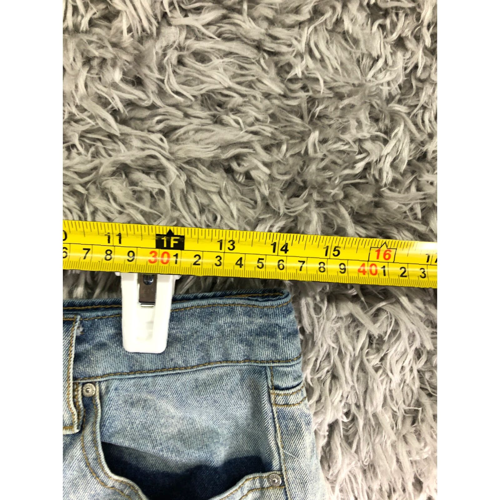 Denime Refuge Button Fly Womens Size 6 Mid Rise Cut-Off Blue Denim Jean Shorts Size 28" / US 6 / IT 42 - 2 Thumbnail