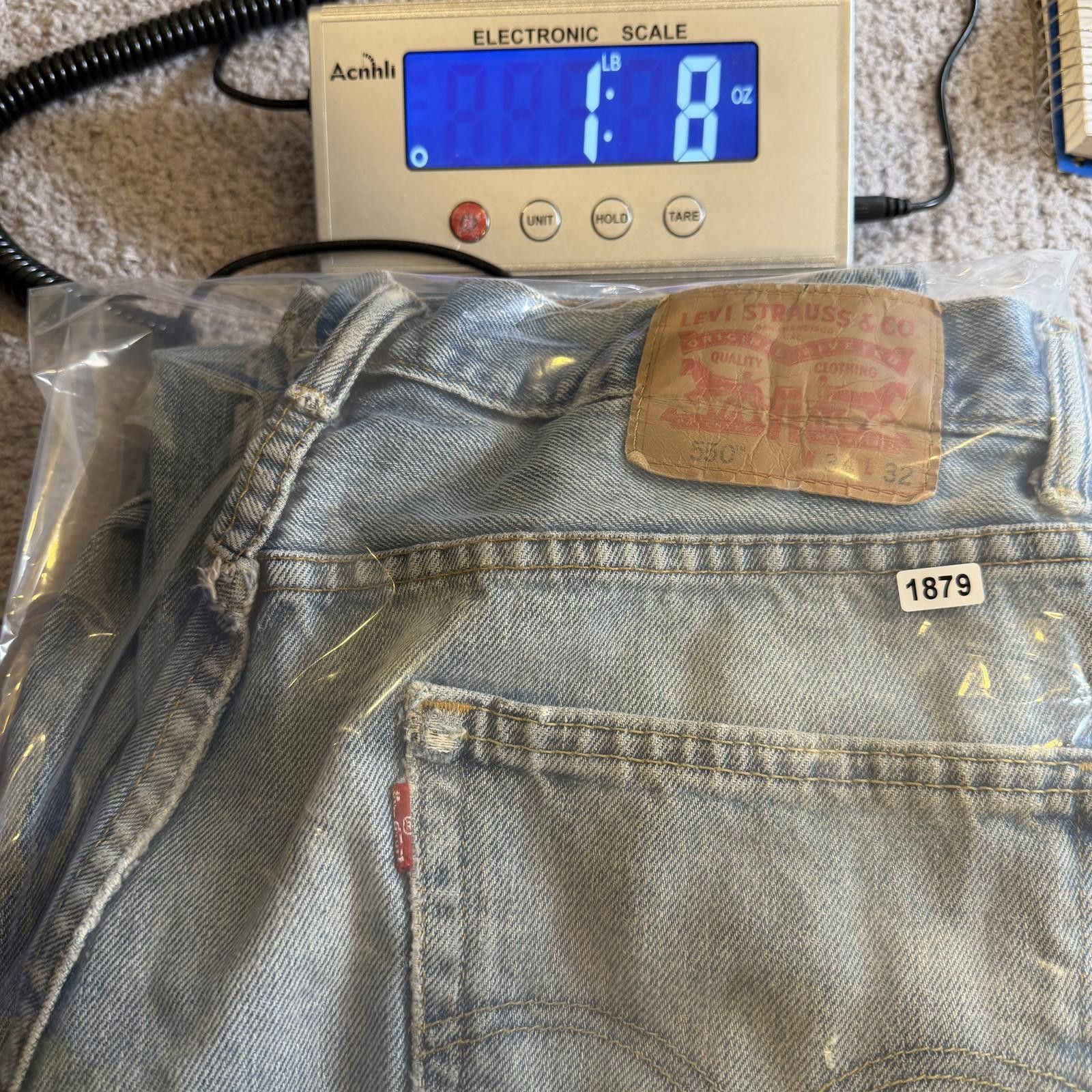 Levi's Levis 550 Relaxed Fit Jeans 34x32 Blue Light Wash Faded Size US 34 / EU 50 - 11 Thumbnail
