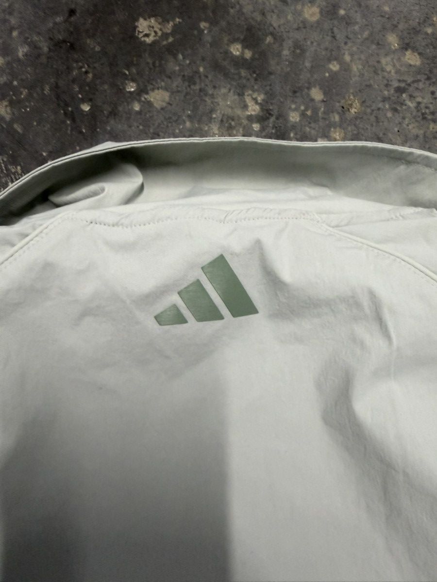 Adidas Brand New Adidas Silver Zip-Up Windbreaker Golf Jacket Sz. L Size US L / EU 52-54 / 3 - 8 Thumbnail