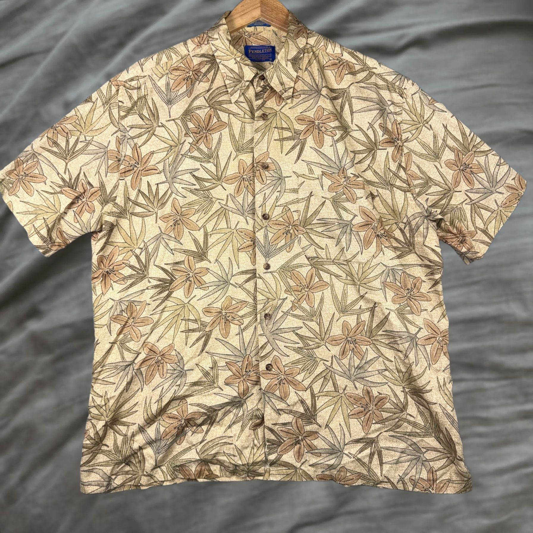 Pendleton Pendleton Shirt Mens L Beige Floral Hawaiian Aloha Button Front Casual Shirt Size US L / EU 52-54 / 3 - 1 Thumbnail