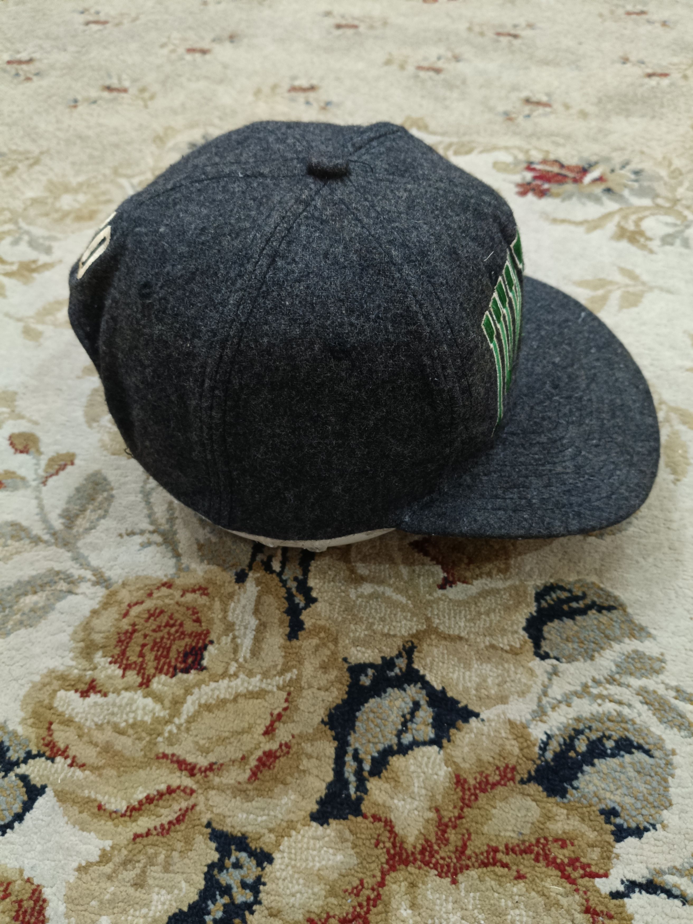 Vintage Vintage Juventus Wool Cap Size ONE SIZE - 5 Thumbnail