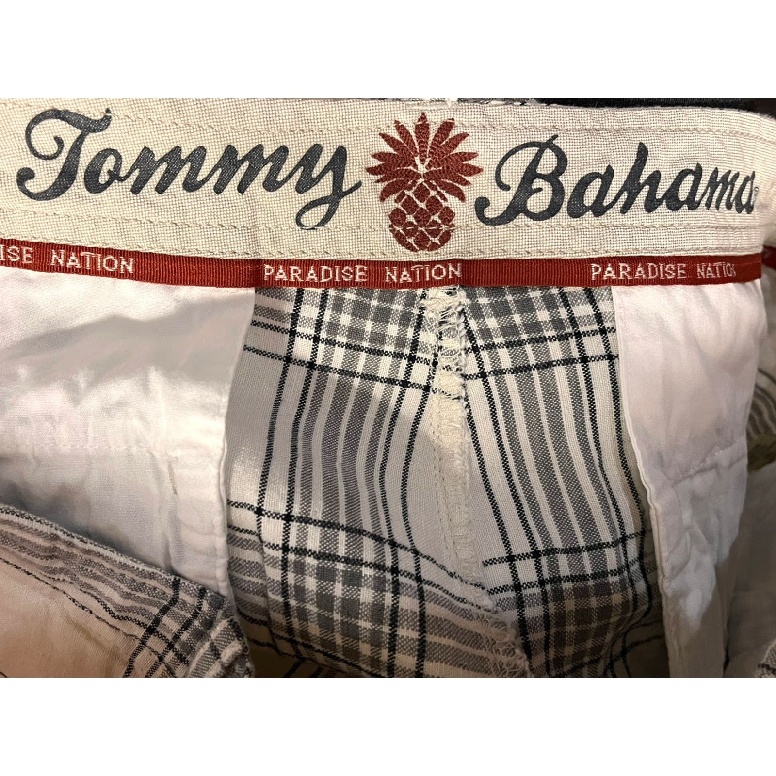 Tommy Bahama Men’s Tommy Bahama Linen Silk Shorts Sz 36 GUC Black Ivory Beach Vacation Size US 36 / EU 52 - 4 Thumbnail