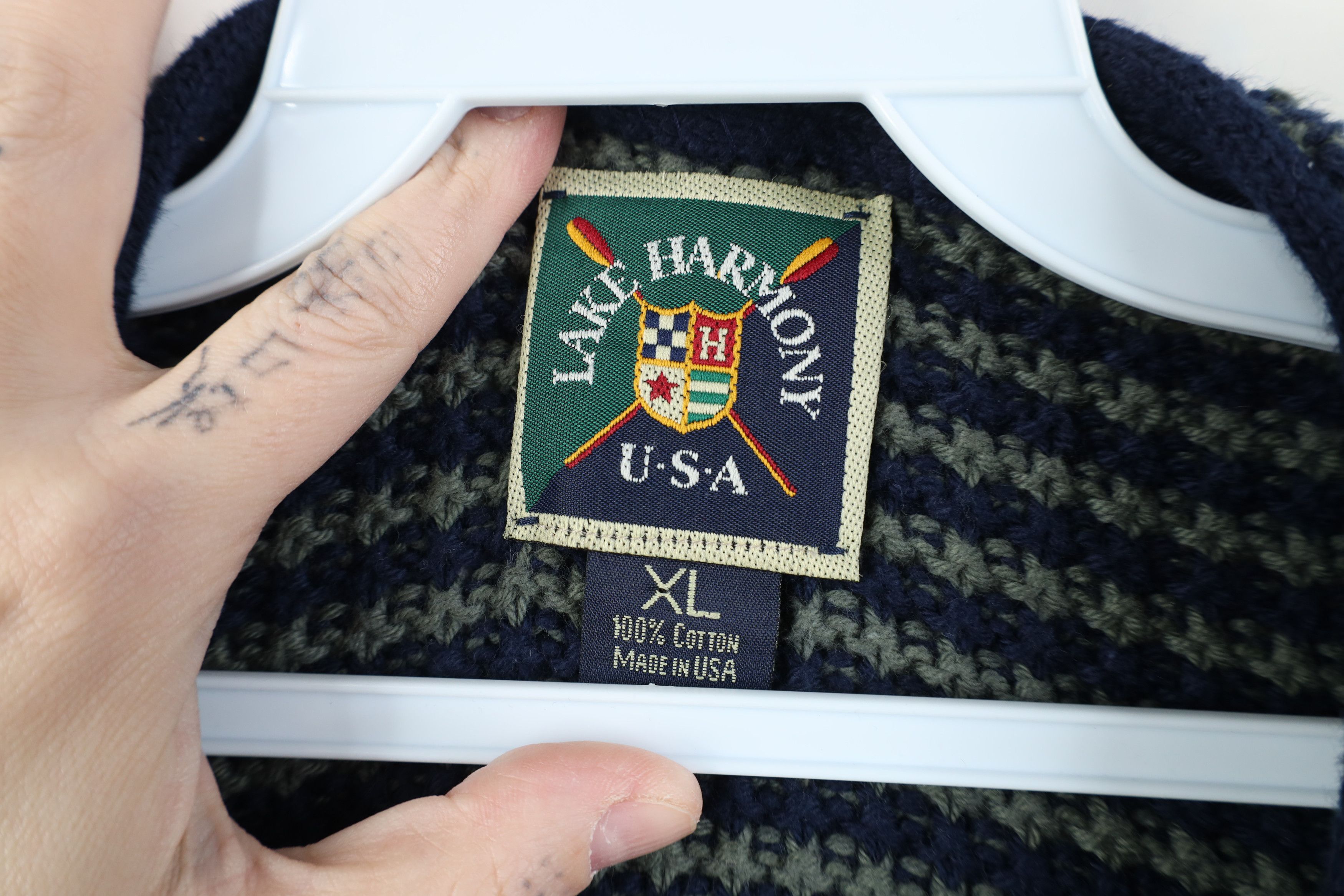 Vintage Vintage 90s Streetwear Fair Isle Cardigan Sweater Vest USA Size US XL / EU 56 / 4 - 6 Thumbnail