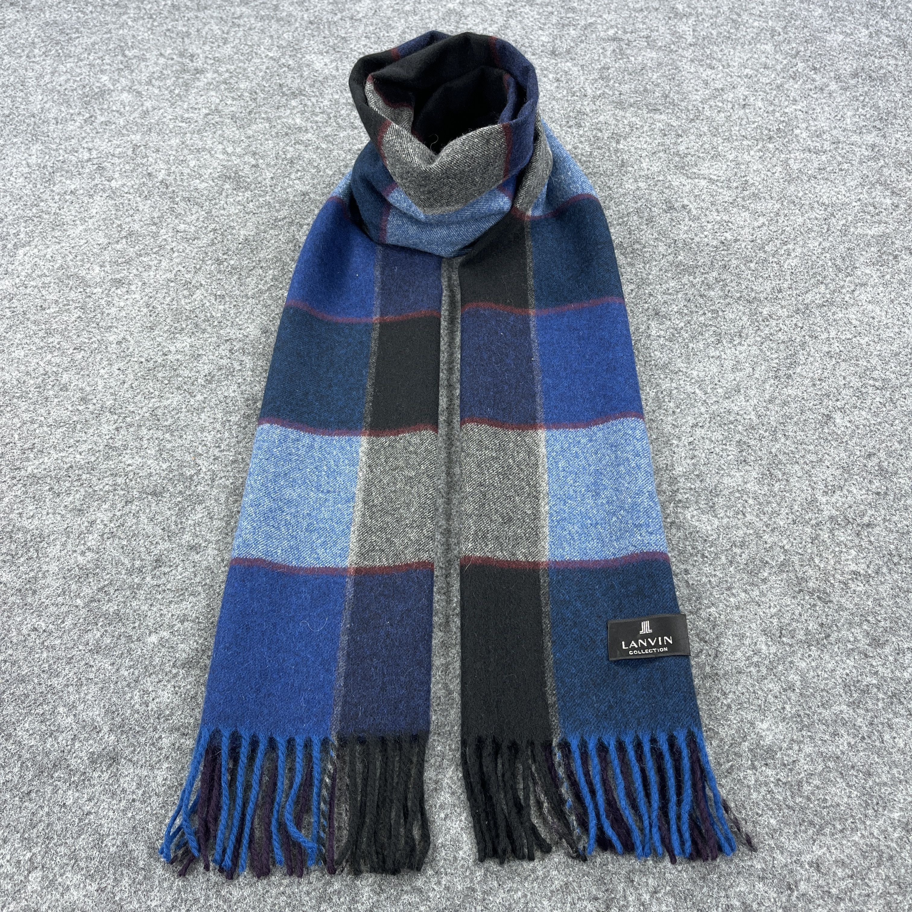 Lanvin Scarf / Muffler / Neckwear T1524