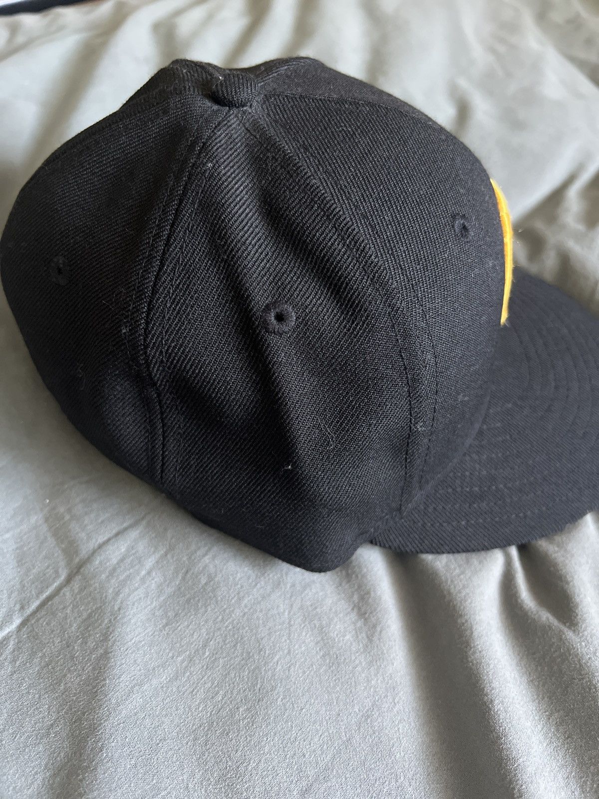 Hat Club Pittsburgh Pirates Hat Size 7 1/4 Gently Worn Size ONE SIZE - 4 Thumbnail