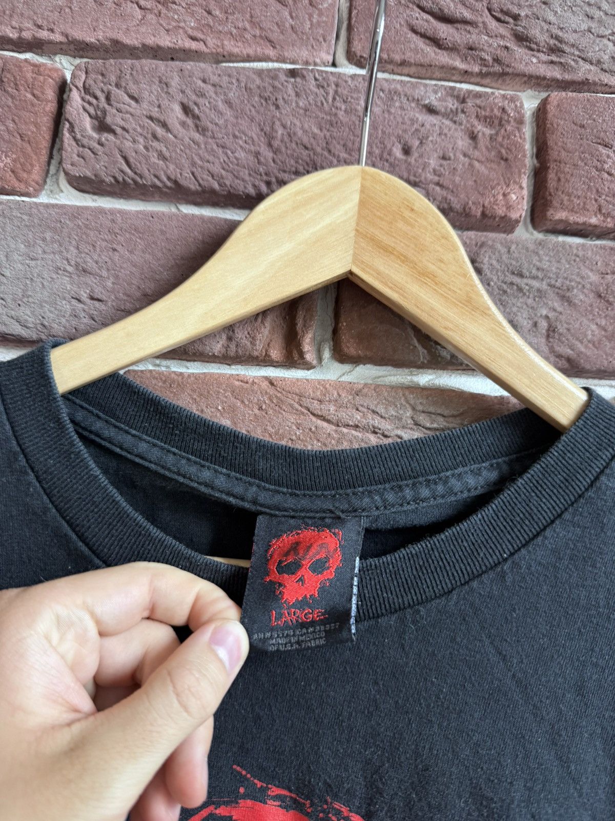 Hook-Ups Vintage Zero Skateboards Skate tee skull logo rare USA Die Size US M / EU 48-50 / 2 - 6 Thumbnail