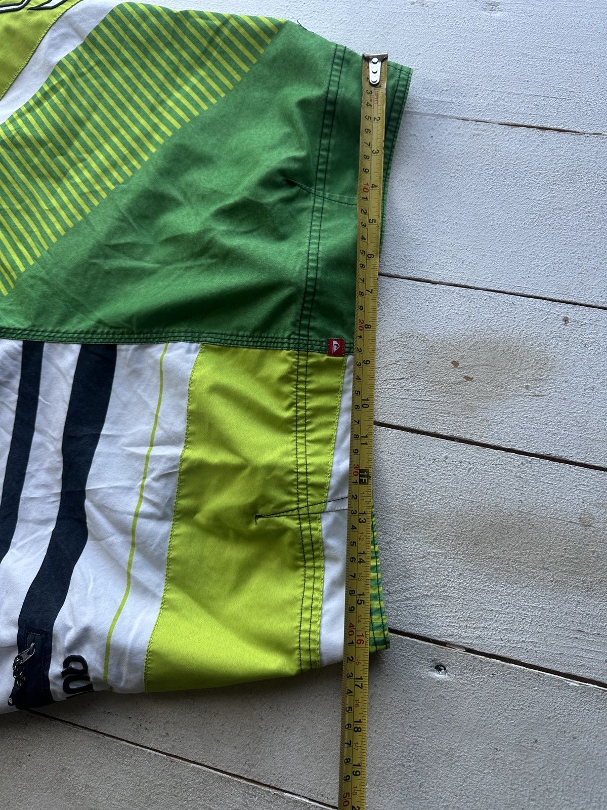 Quiksilver 🚨Vintage Quiksilver Shorts Big Logo Y2K Style 90s Surfing Size US 34 / EU 50 - 15 Thumbnail