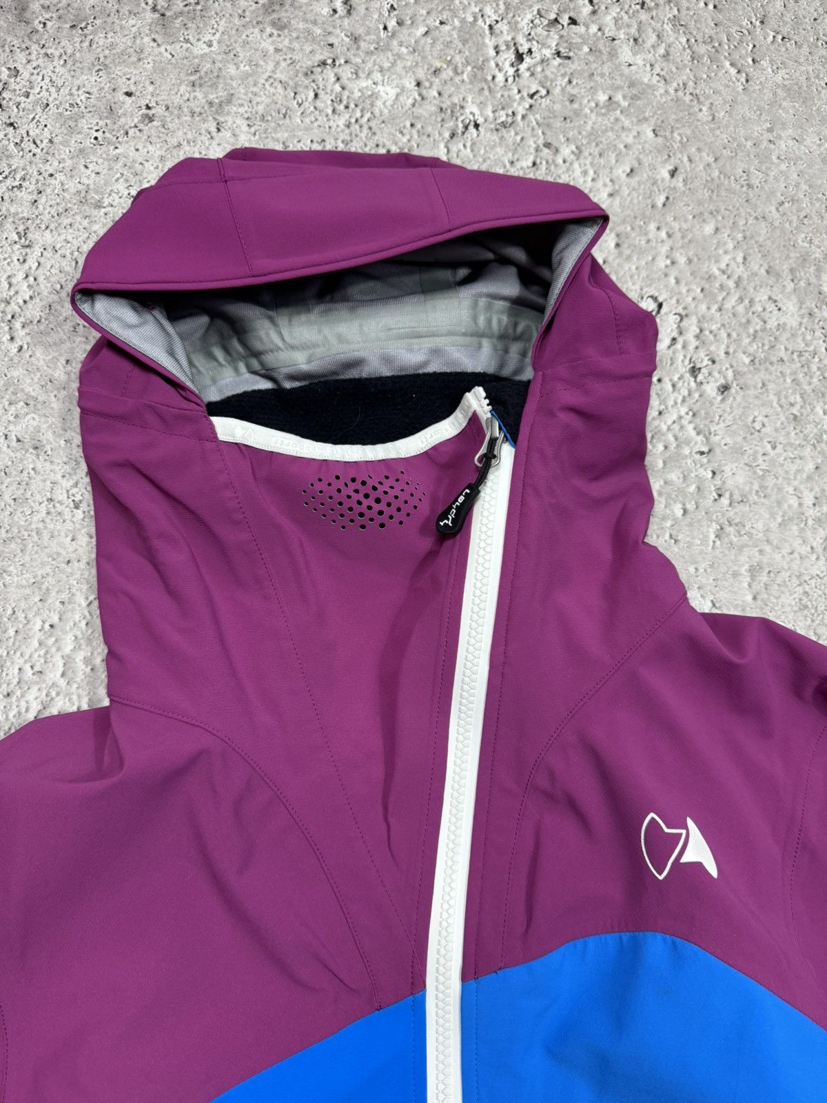 Other Hyphen Sports Women’s Outdoor Hooded Waterproof Shell Jacket Size M / US 6-8 / IT 42-44 - 6 Thumbnail